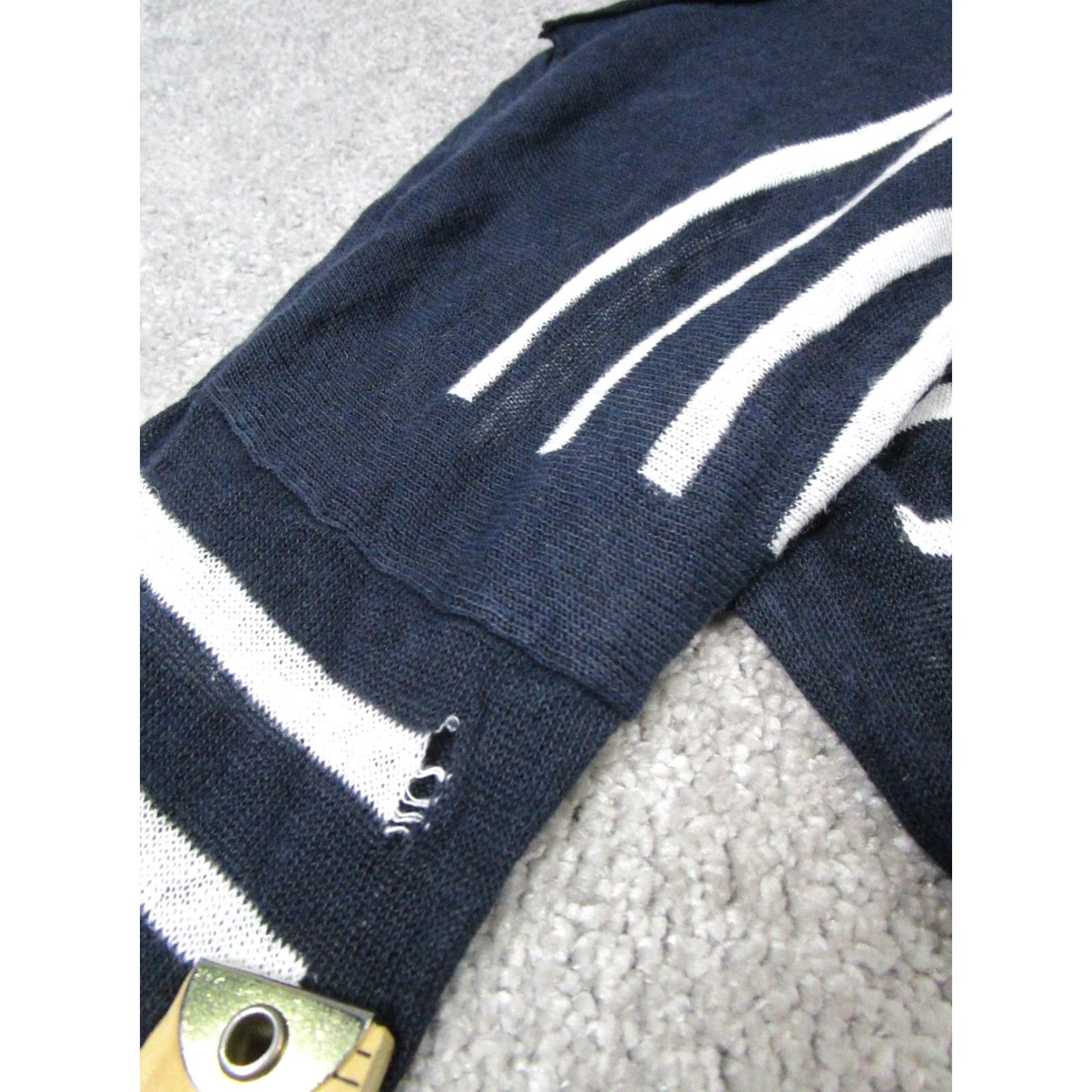 Vince Vince Shirt Womens Small Blue White Linen Pullover * Size S / US 4 / IT 40 - 6 Thumbnail
