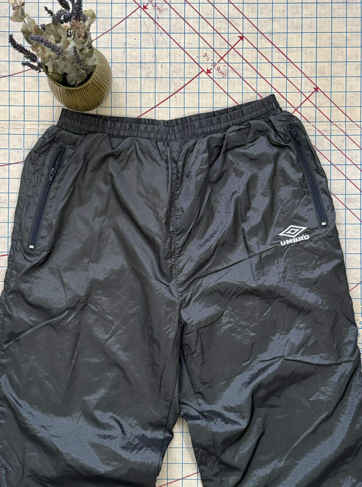 Umbro × Vintage Vintage Umbro Track Pants Greenish Grey Size XL Size US 36 / EU 52 - 4 Thumbnail