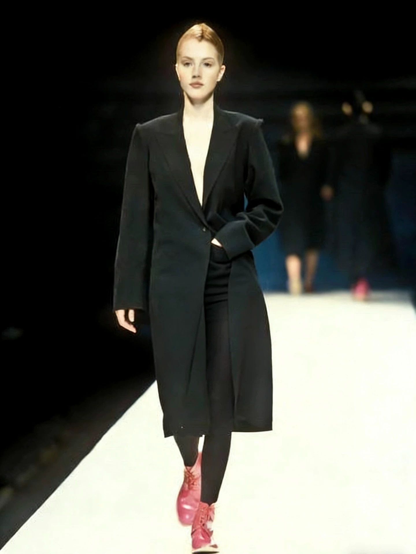 Yohji Yamamoto Yohji Yamamoto 96AW Archive Power Trench Coat Women’s S Size S / US 4 / IT 40 - 1 Thumbnail