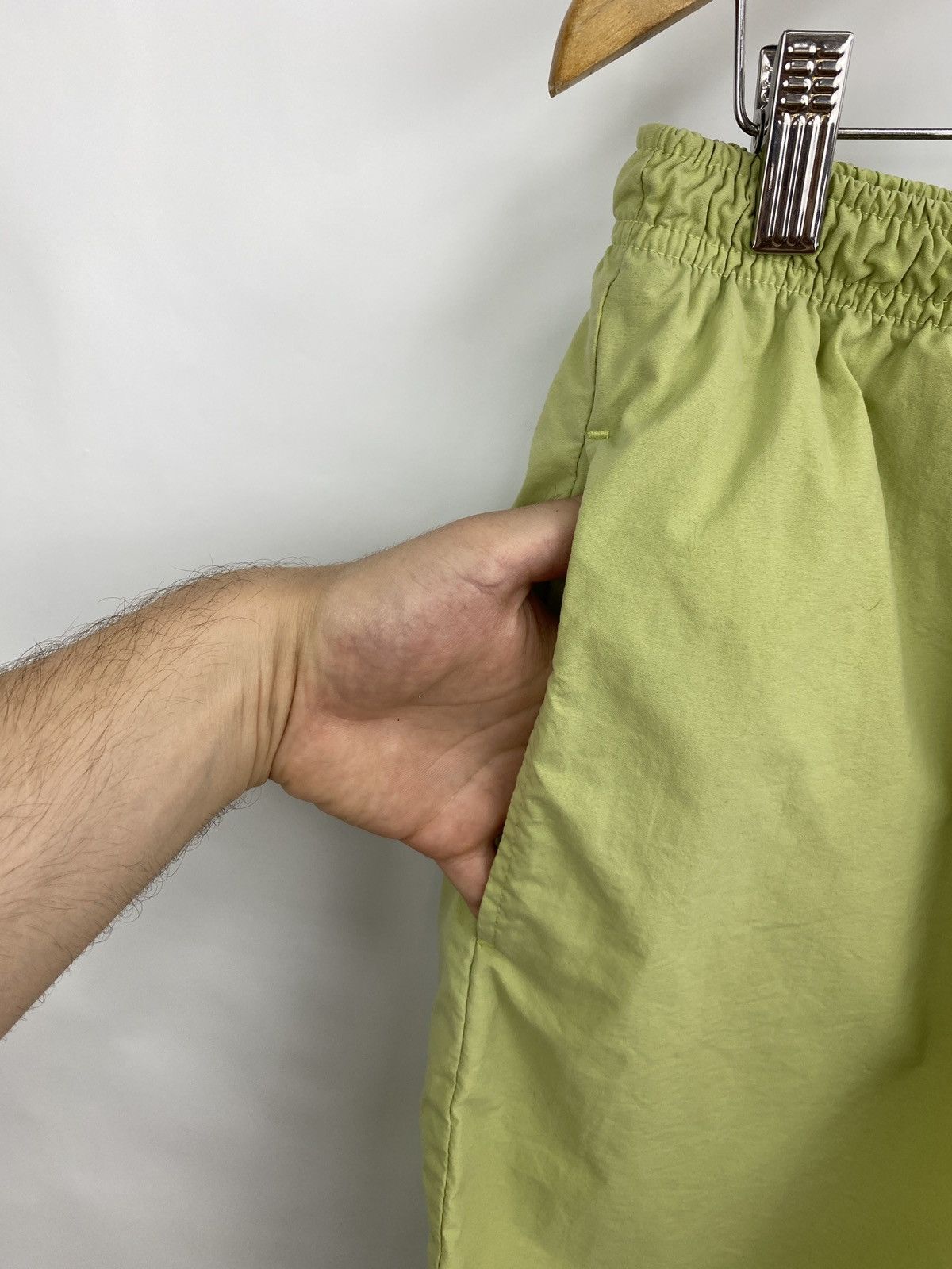 Nike 🇺🇸 Vintage 90s Nike Nylon Shorts Rare Retro Hype Y2K Size US 34 / EU 50 - 4 Thumbnail