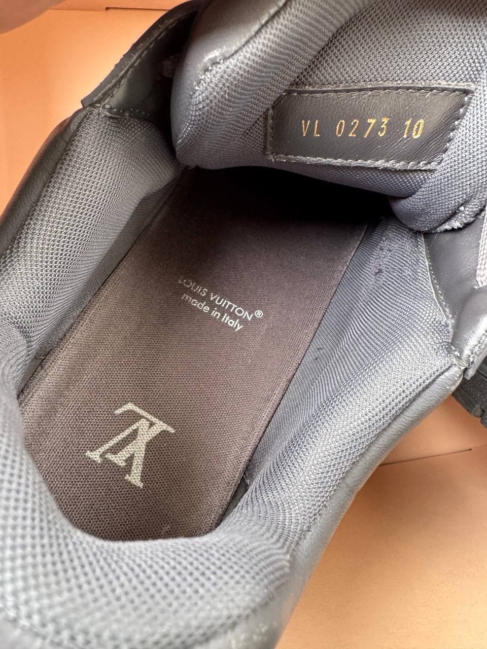 Louis Vuitton Louis Vuitton leather grey trainers Size US 11 / EU 44 - 8 Thumbnail