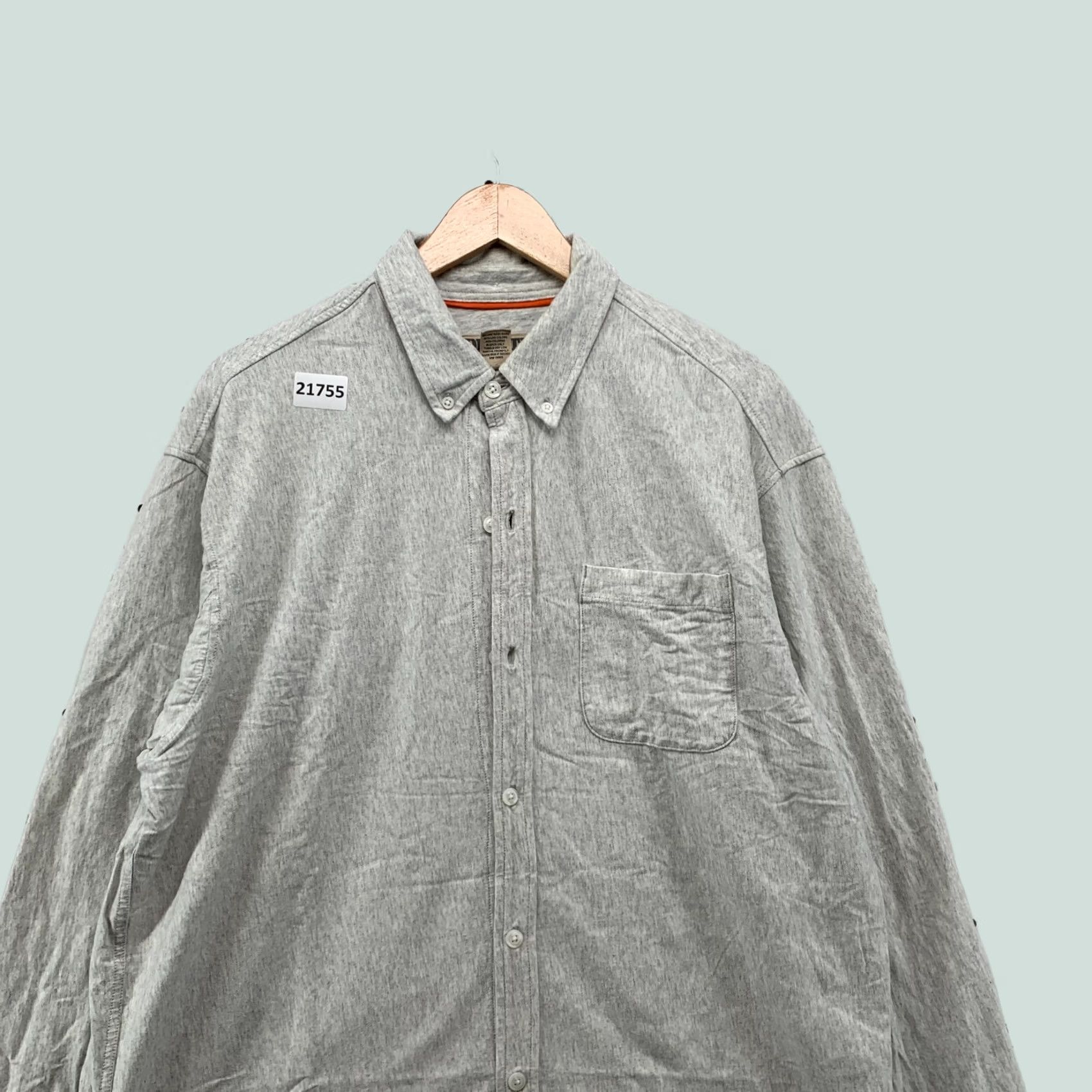 Duluth Trading Company Duluth Trading Company Button-Down Shirt Gray 100% Cotton Mens M Pocket Button-Up Shirt Size US M / EU 48-50 / 2 - 1 Thumbnail
