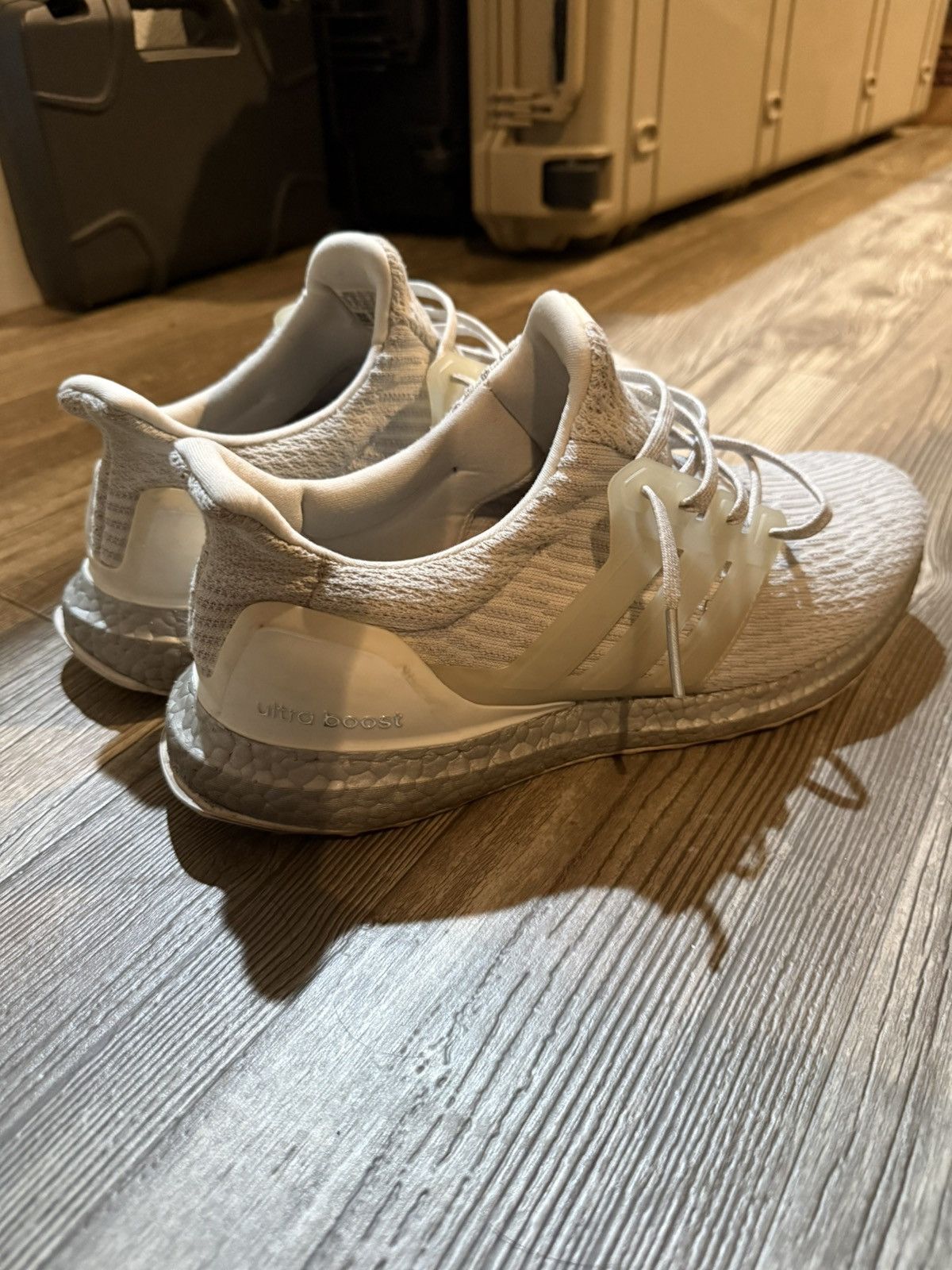 Adidas Adidas Ultra-boost White/Silver Size 11 Size US 11 / EU 44 - 3 Thumbnail