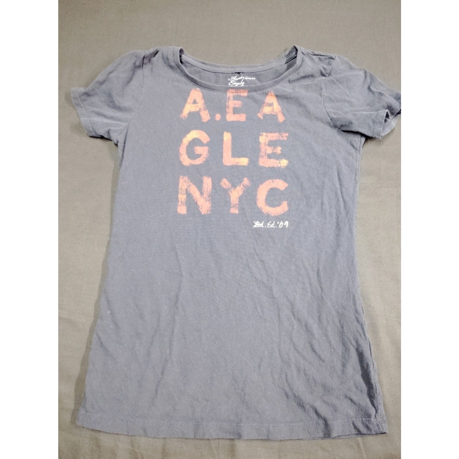 American Eagle Outfitters American Eagle Outfitters Faded Black Tee with Orange Size S / US 4 / IT 40 - 1 Thumbnail