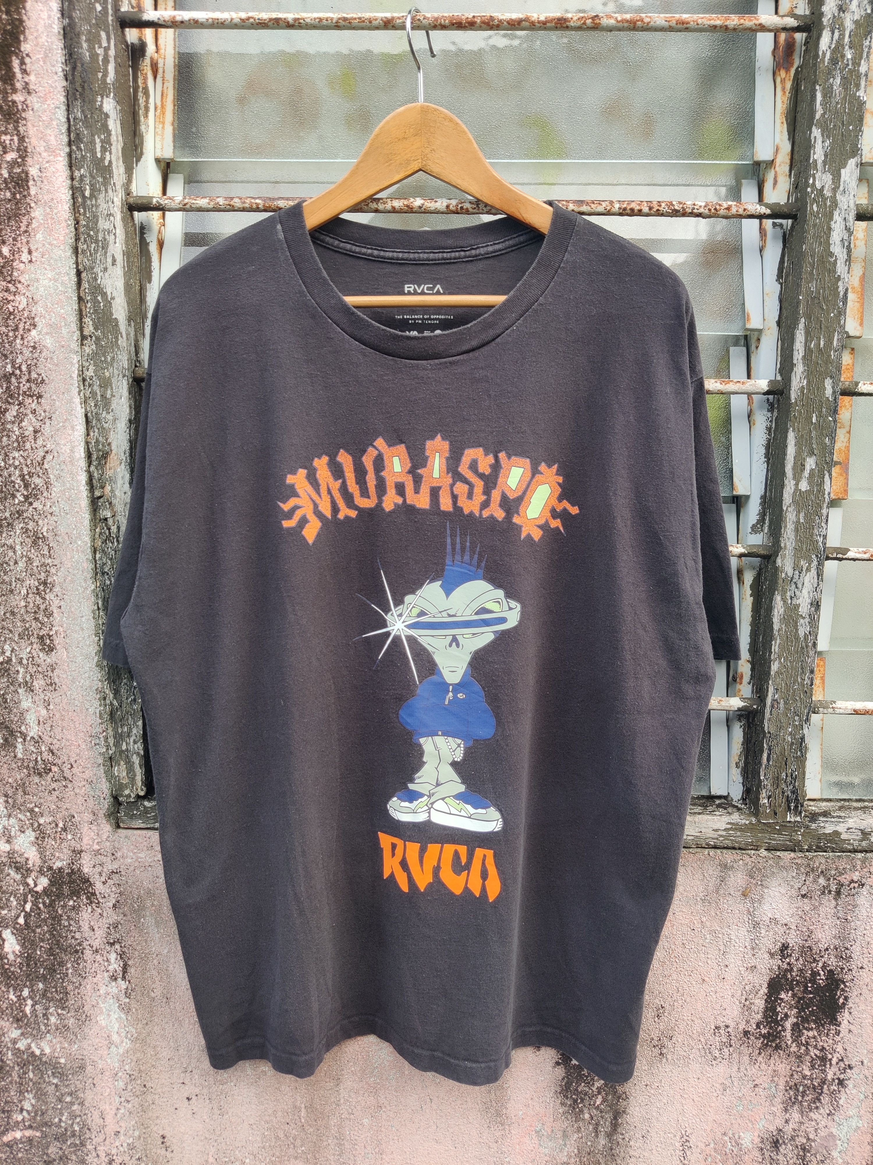 Vintage Vintage Muraspo RVCA Skate Alien Surf Shirt Size US L / EU 52-54 / 3 - 2 Thumbnail