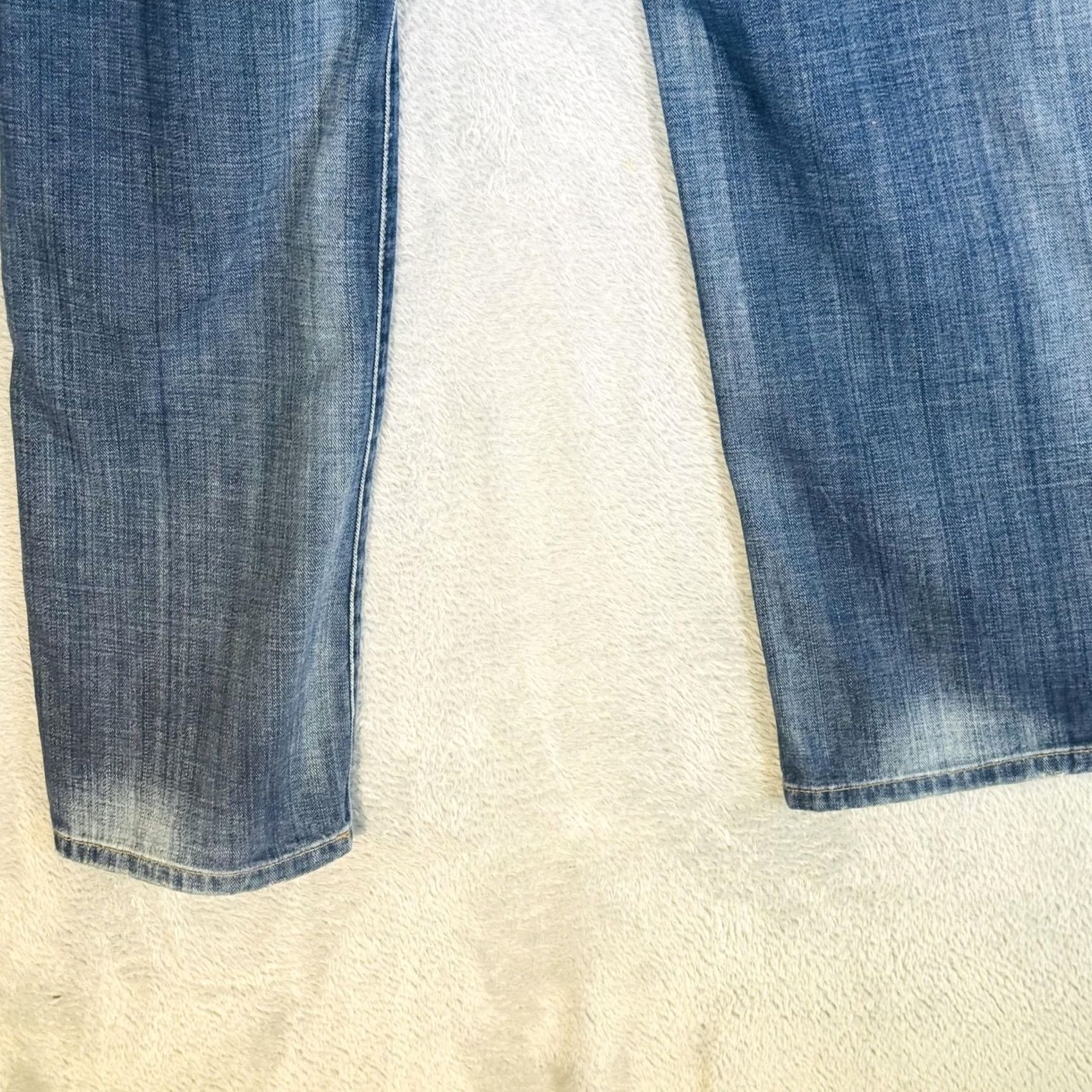 Lucky Brand Lucky Brand 221 Original Straight Jeans Mens 32x27 Blue Medium Wash Button Fly Denim 5-Pocket Logo Patch Size US 32 / EU 48 - 7 Thumbnail