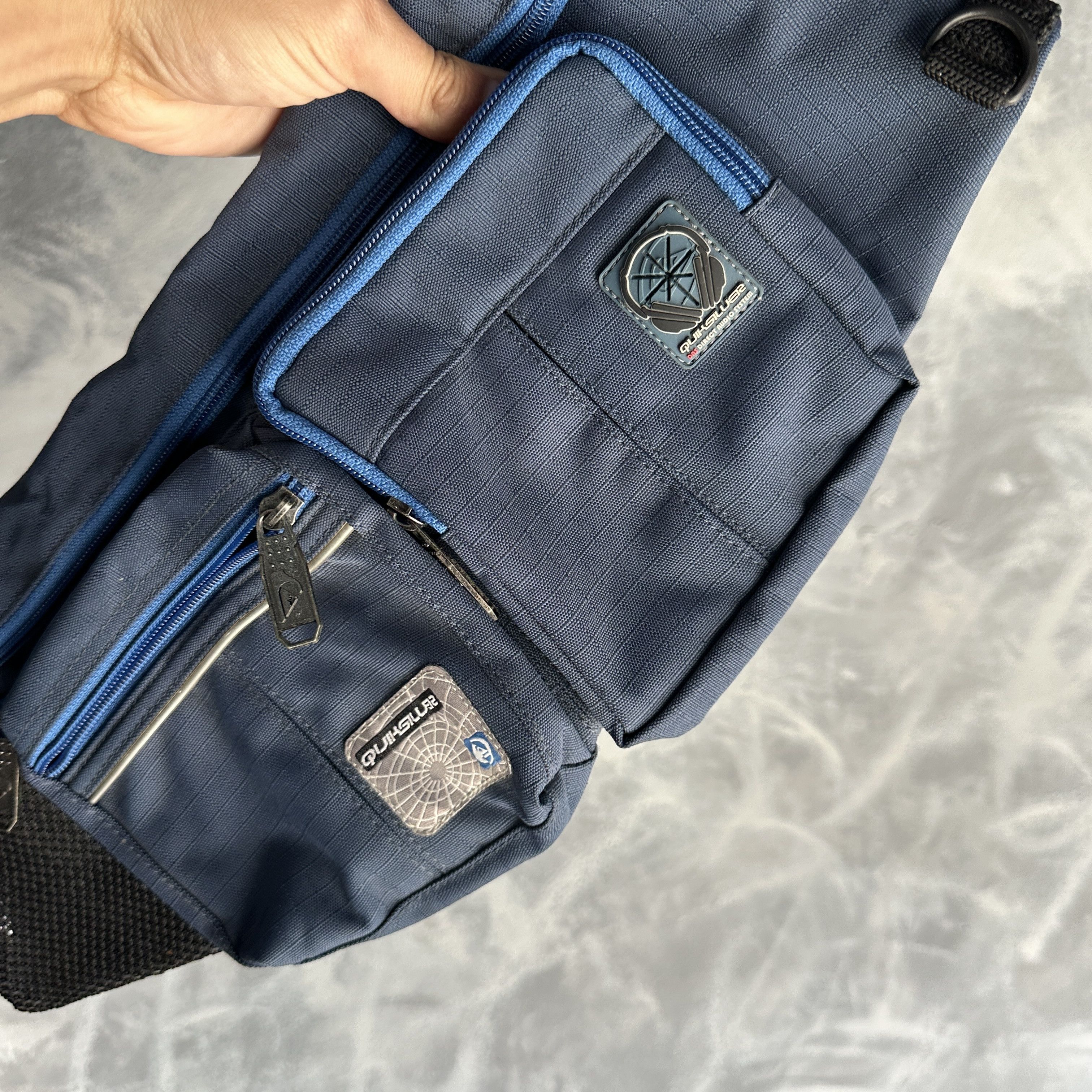 Quiksilver Vtg Quiksilver Waist Pack Fanny Pack Waist Bag Blue Rare Size ONE SIZE - 2 Thumbnail