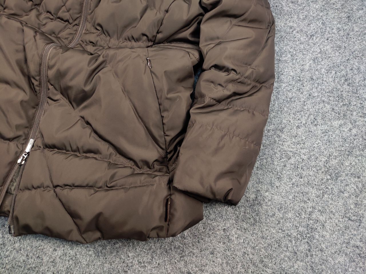 Moncler Vintage Moncler Down Puffer quality Brown Women's Jacket Size L / US 10 / IT 46 - 5 Thumbnail