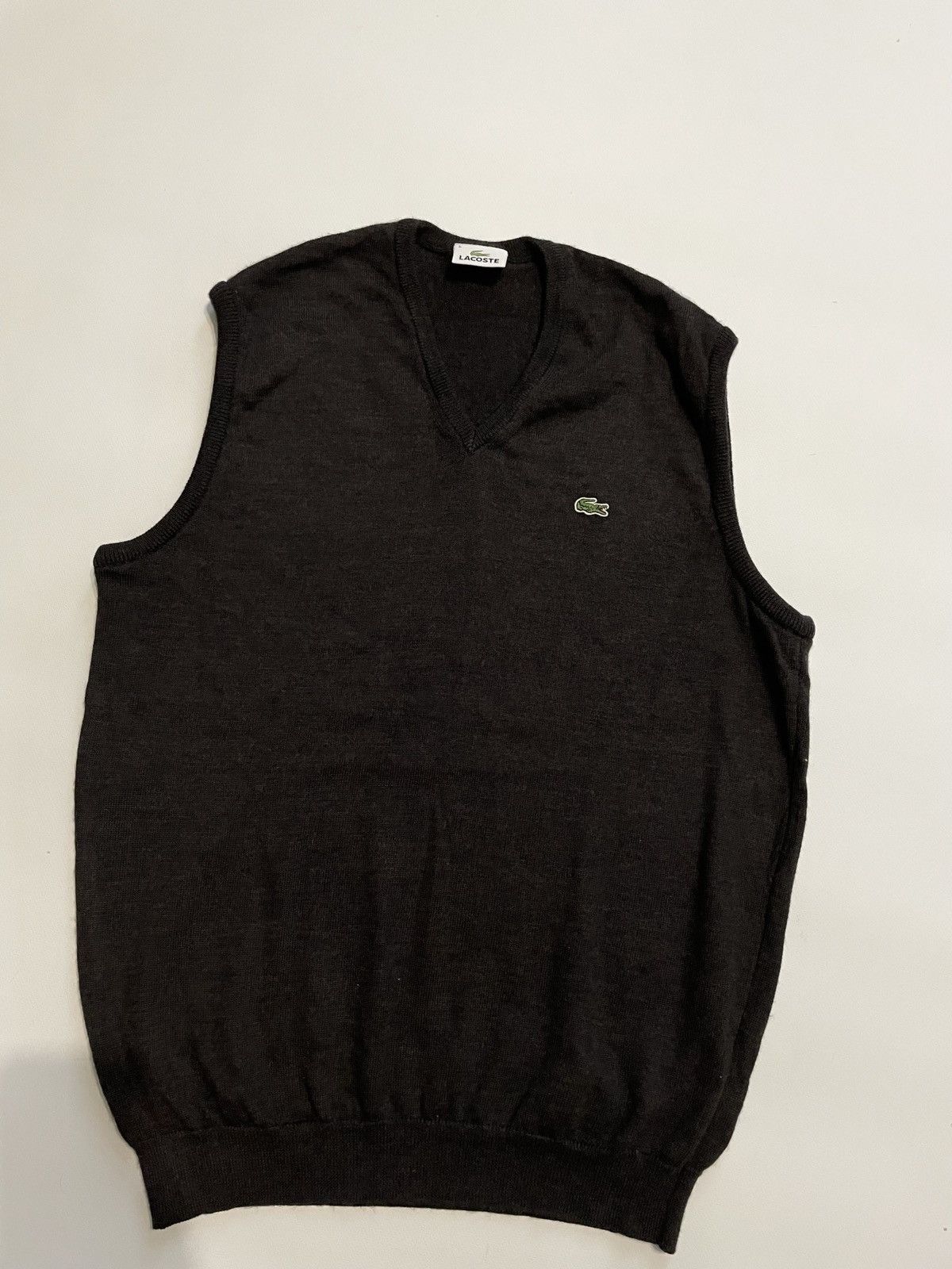 Lacoste Lacoste vintage wool v neck vests Size US M / EU 48-50 / 2 - 1 Thumbnail