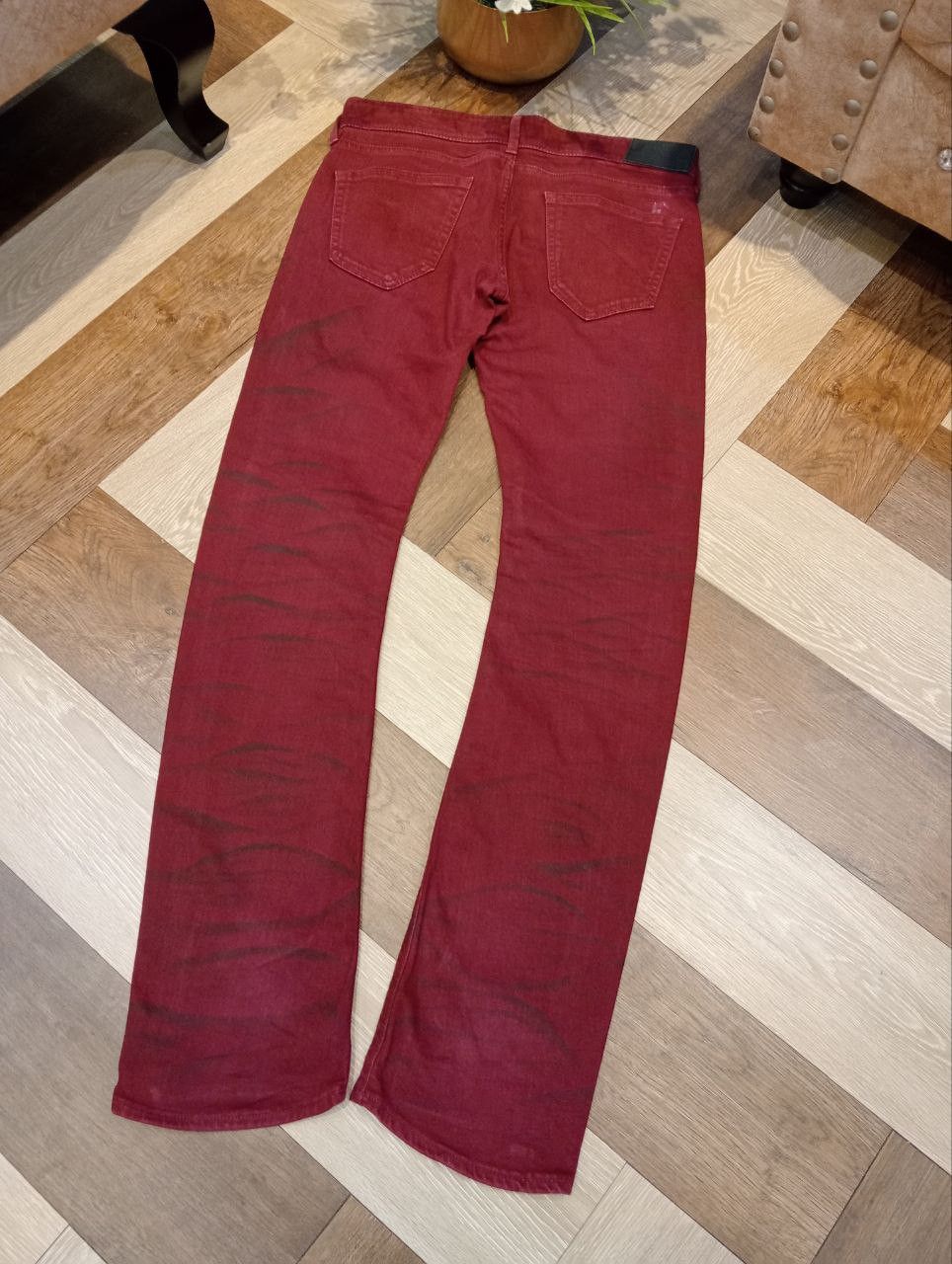 Murder License MURDER LICENSE MAROON MUDWASH WHISKER FADE CURVE JEANS Size US 33 - 11 Thumbnail