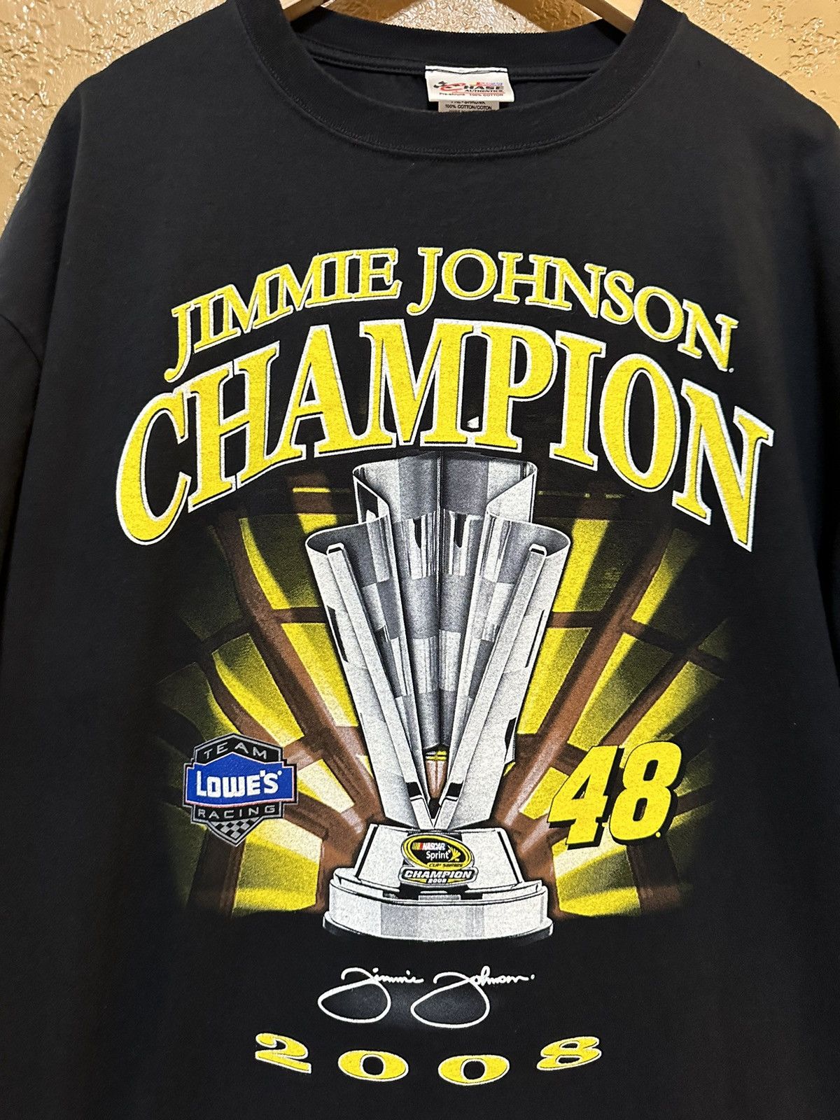 Chase Authentics × NASCAR × Vintage Vintage NASCAR Champion Jimmie Johnson AOP Racing Tee 2X Size US XXL / EU 58 / 5 - 4 Thumbnail
