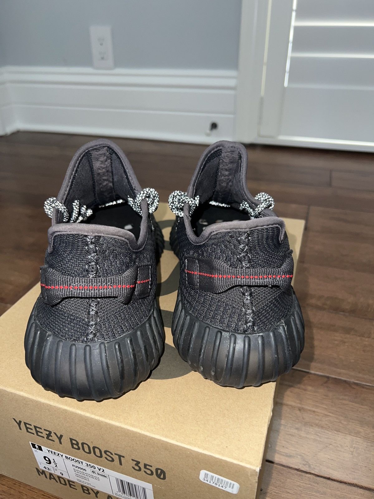 Adidas Yeezy Boost 350 V2 Black (Non - Reflective) Size US 9.5 / EU 42-43 - 5 Thumbnail