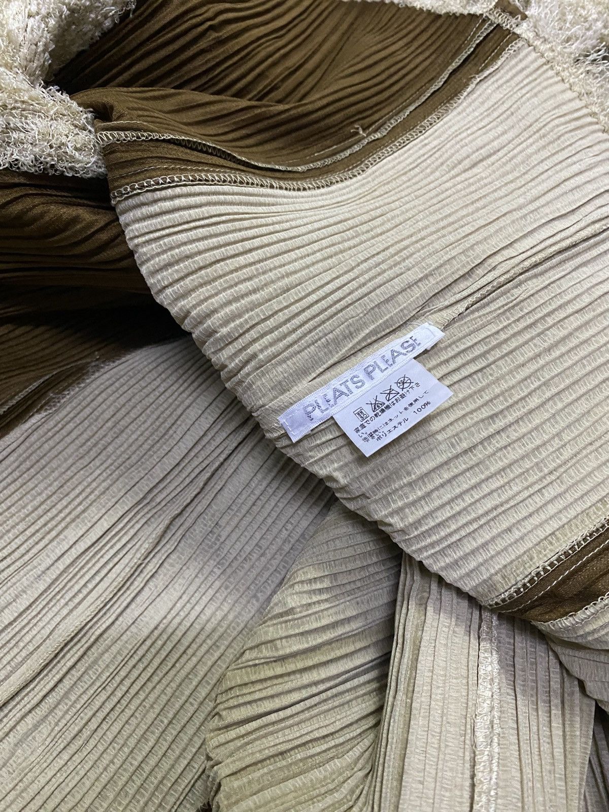 Issey Miyake ISSEY MIYAKE PLEATS PLEASE HAIRY LACES JACKET Size US S / EU 44-46 / 1 - 8 Thumbnail