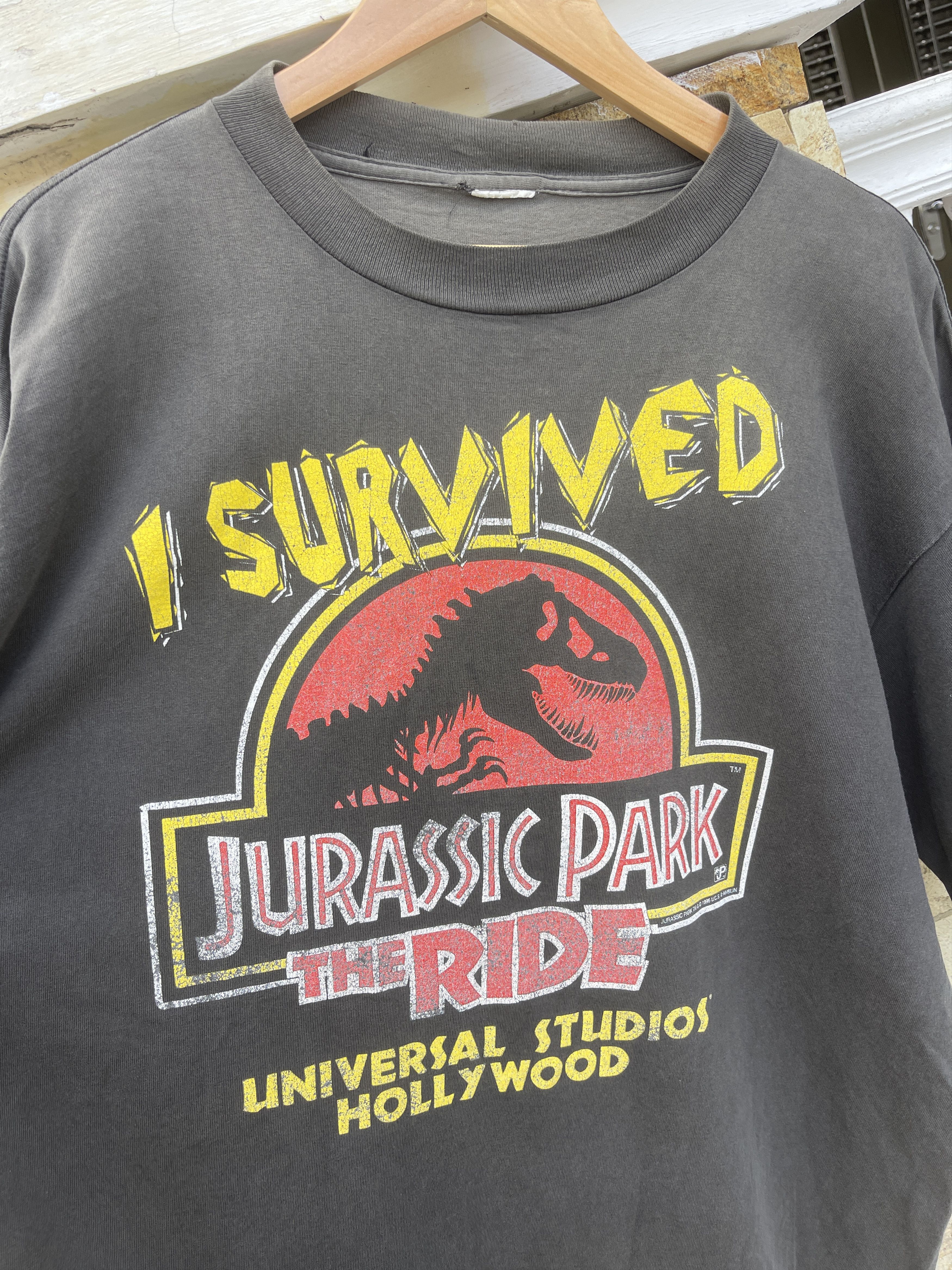 Universal Studios Rare🔥Faded🔥Vtg 90s Jurassic Park Universal Studio Tee Size US XXL / EU 58 / 5 - 7 Thumbnail