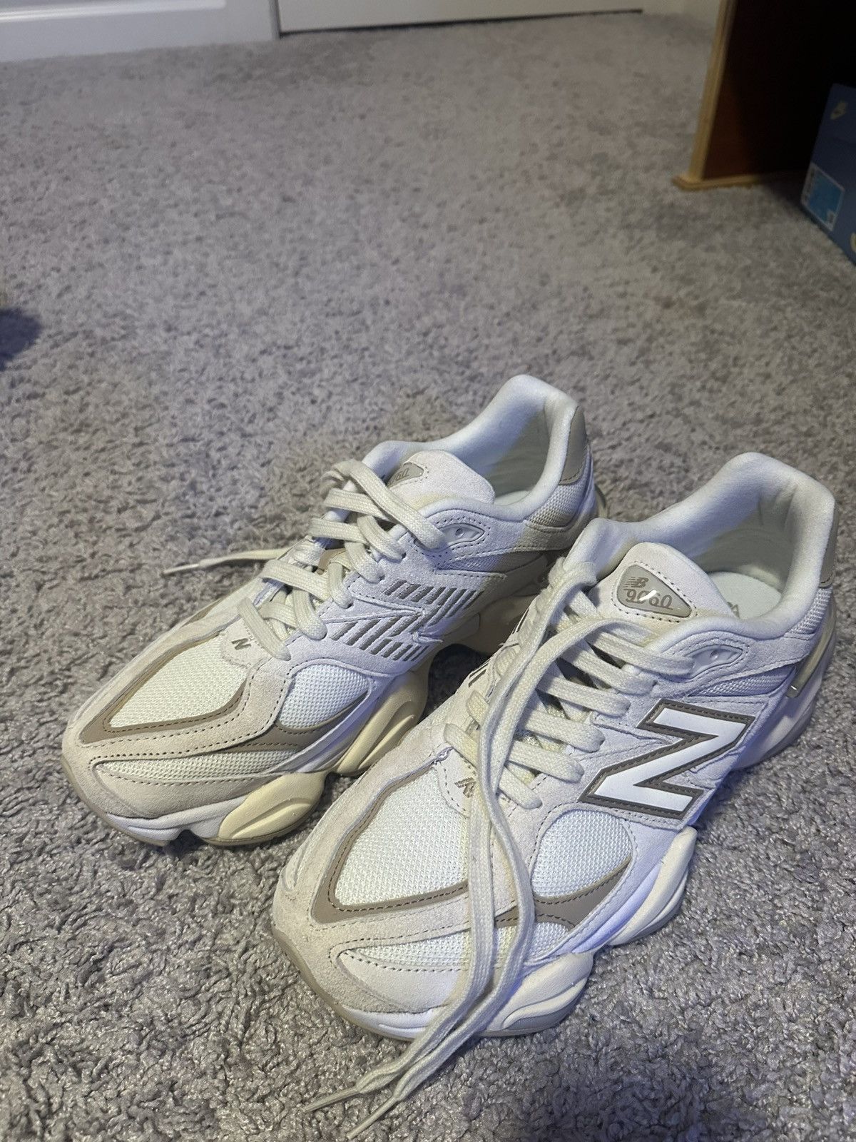 New Balance New Balance 9060 Sea Salt Brown Size US 9.5 / EU 42-43 - 2 Thumbnail