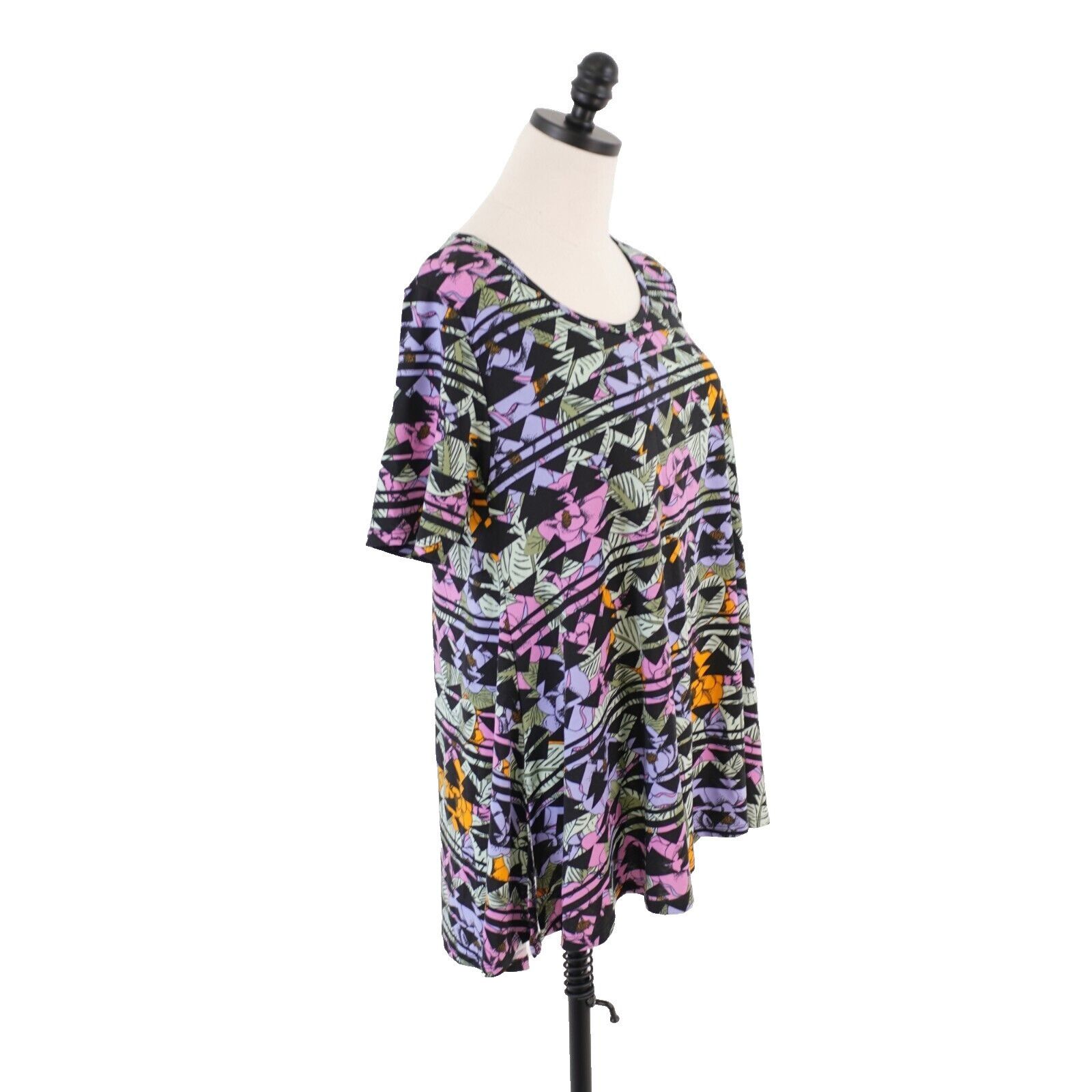 Designer NEW LuLaRoe Perfect T Black Colorful Floral Aztec Scoop Neck Size S / US 4 / IT 40 - 7 Thumbnail