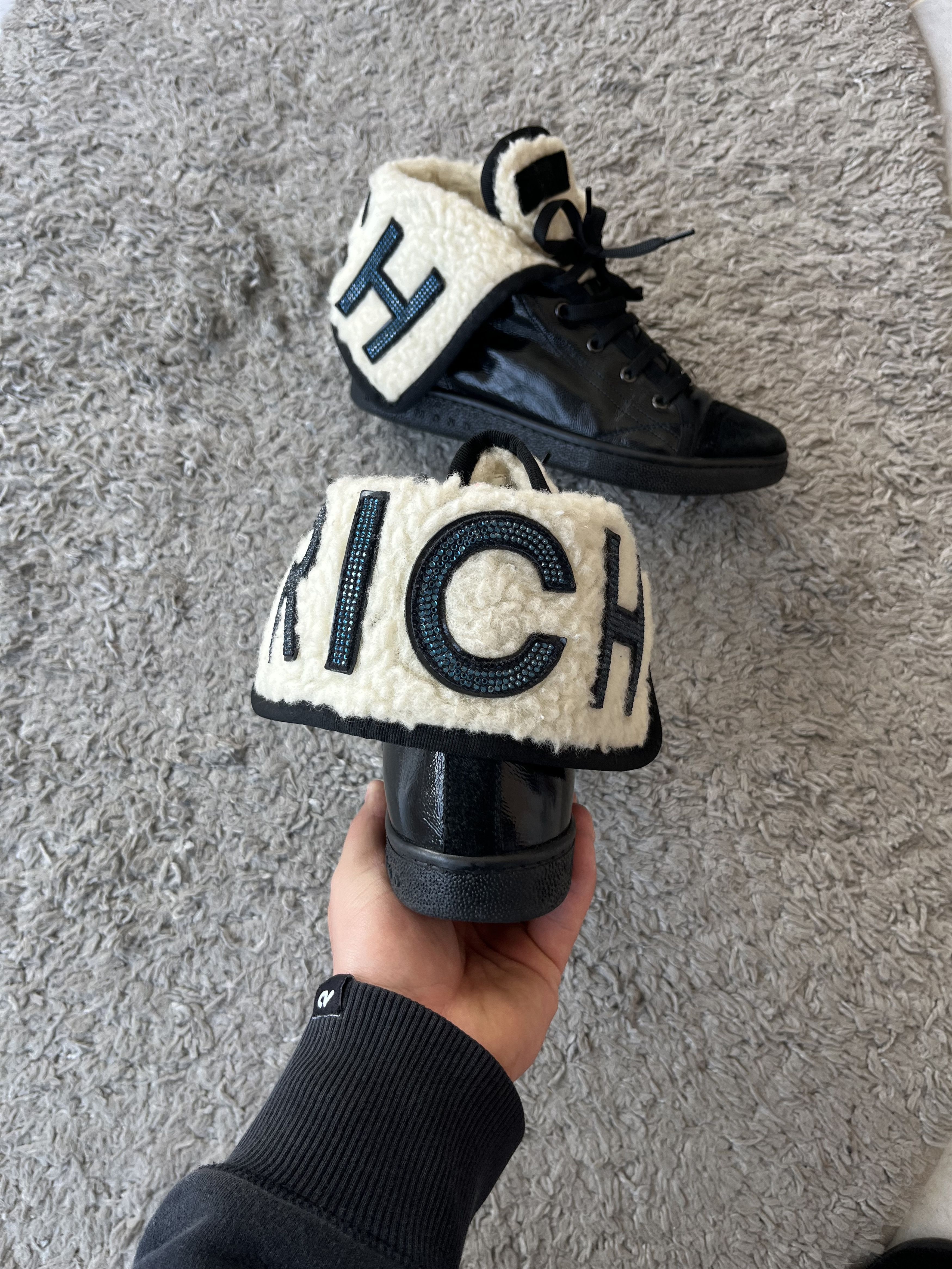 John Richmond JOHN RICHMOND Vintage Shoes Big Logo Black/White Size US 8 / IT 38 - 11 Thumbnail