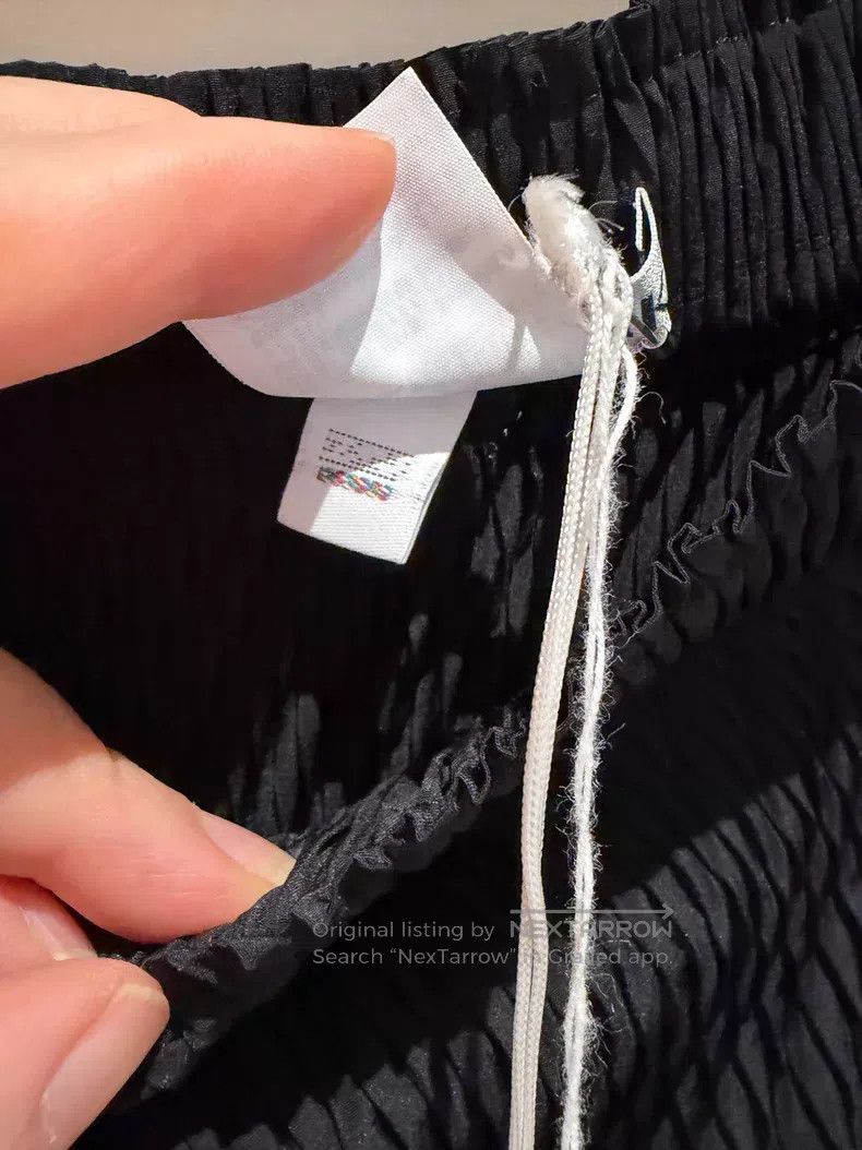 Issey Miyake Issey Miyake Small Fish Scale Skirt Size 25" / US 0 / IT 36 - 4 Thumbnail