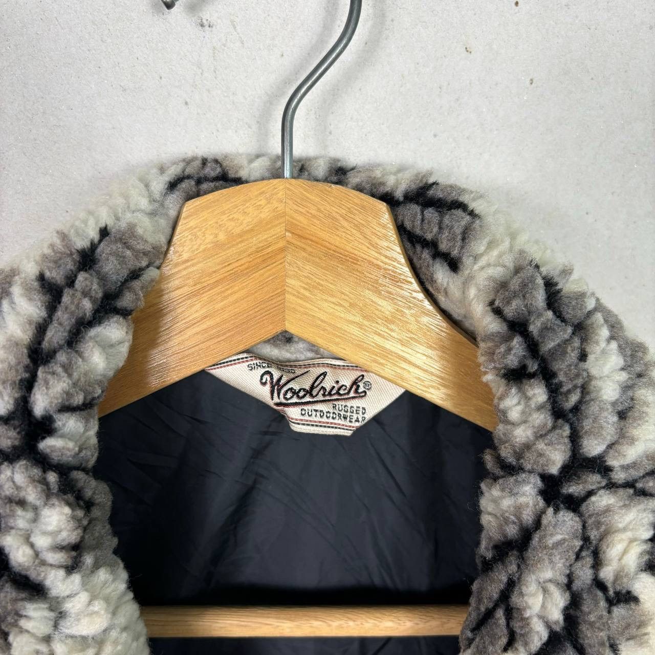Woolrich Woolen Mills Vintage Woolrich Snowflake Sherpa Fleece Jacket Asics Size M Size US M / EU 48-50 / 2 - 4 Thumbnail