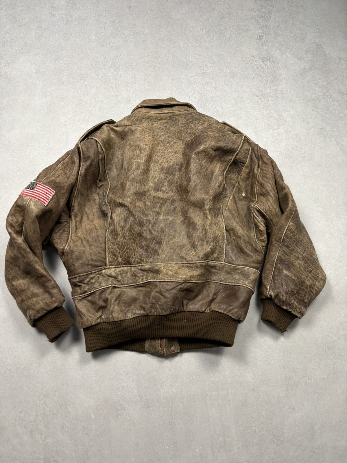 Leather Vintage A2 Distressed Leather Bomber Flight Jacket USA Patch Size US M / EU 48-50 / 2 - 11 Thumbnail