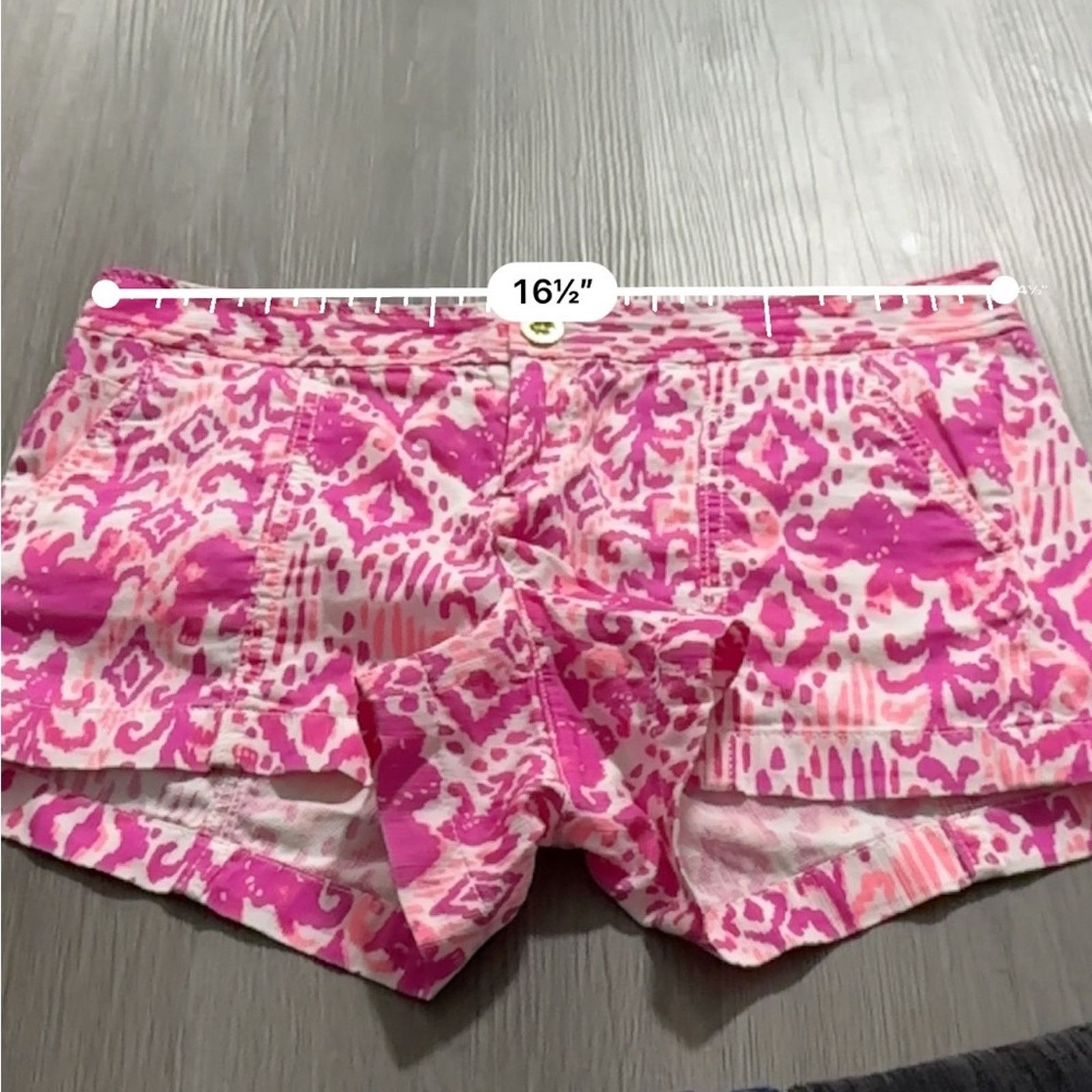 Lilly Pulitzer Lilly Pulitzer Liana Mid Rise Shorts in Tons of Fun Magenta Size 28" / US 6 / IT 42 - 12 Thumbnail