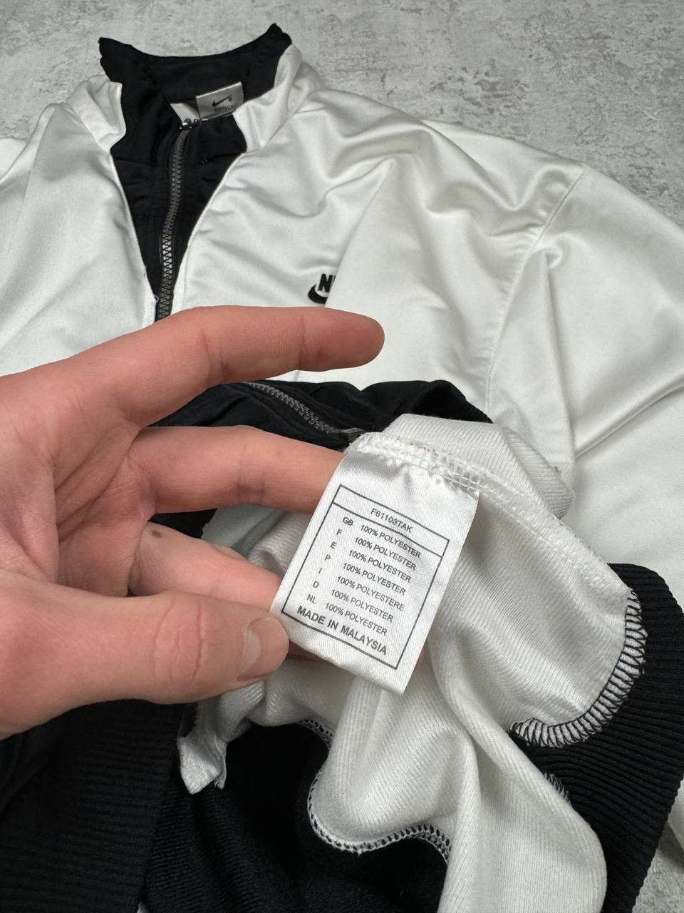Nike Vintage Nike Y2K Track Jacket Big Logo Size S Size US S / EU 44-46 / 1 - 12 Thumbnail