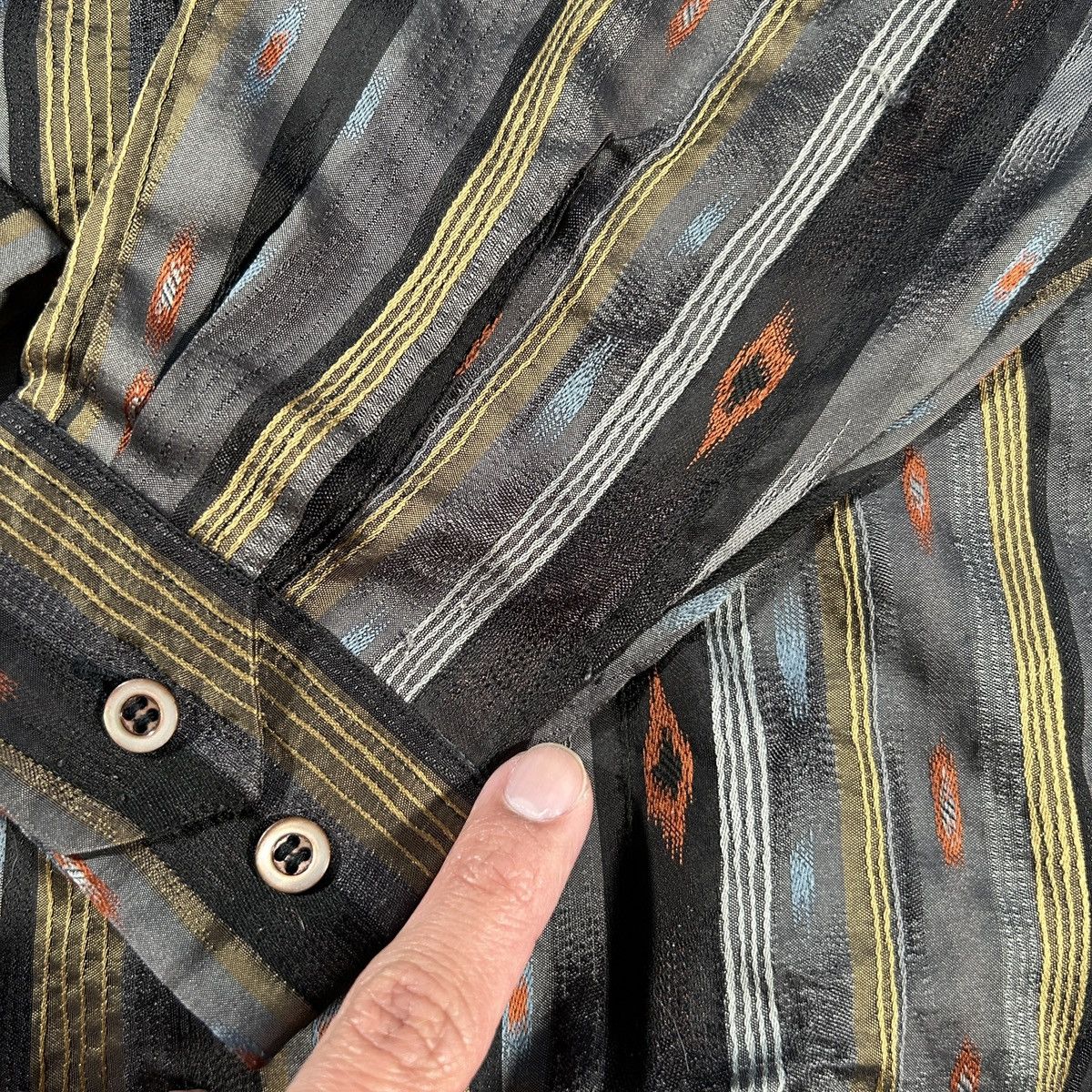 Kenzo VTG 90s Kenzo Paris Abstract African Textiles Dress Shirt Size US M / EU 48-50 / 2 - 6 Thumbnail