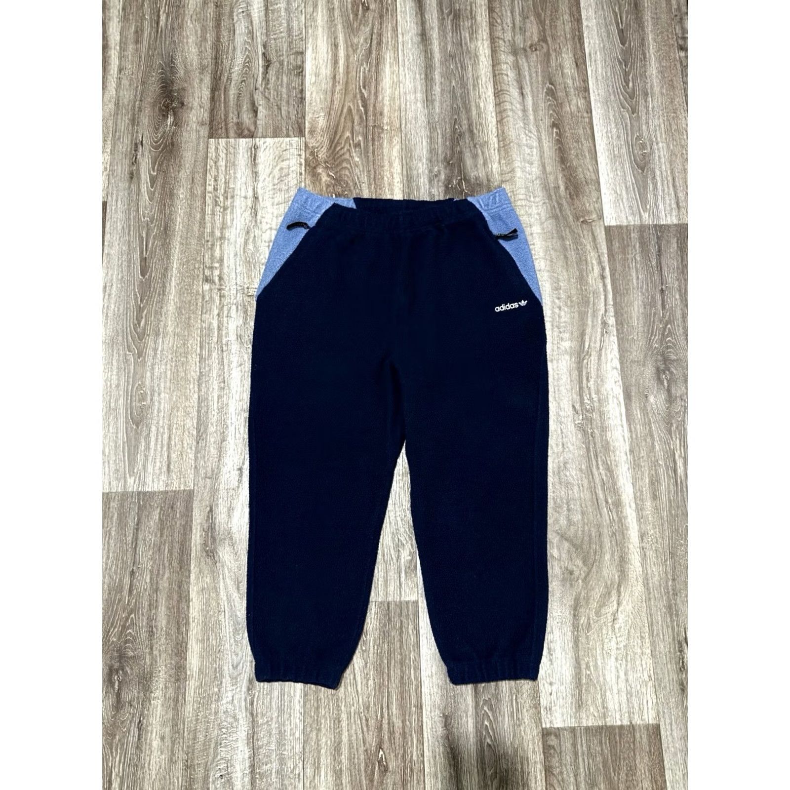 Adidas ADIDAS FLEECE SWEATPANTS Size L NAVY BLUE Y2K RARE PANTALONE MEN’S Size US 33 - 4 Thumbnail