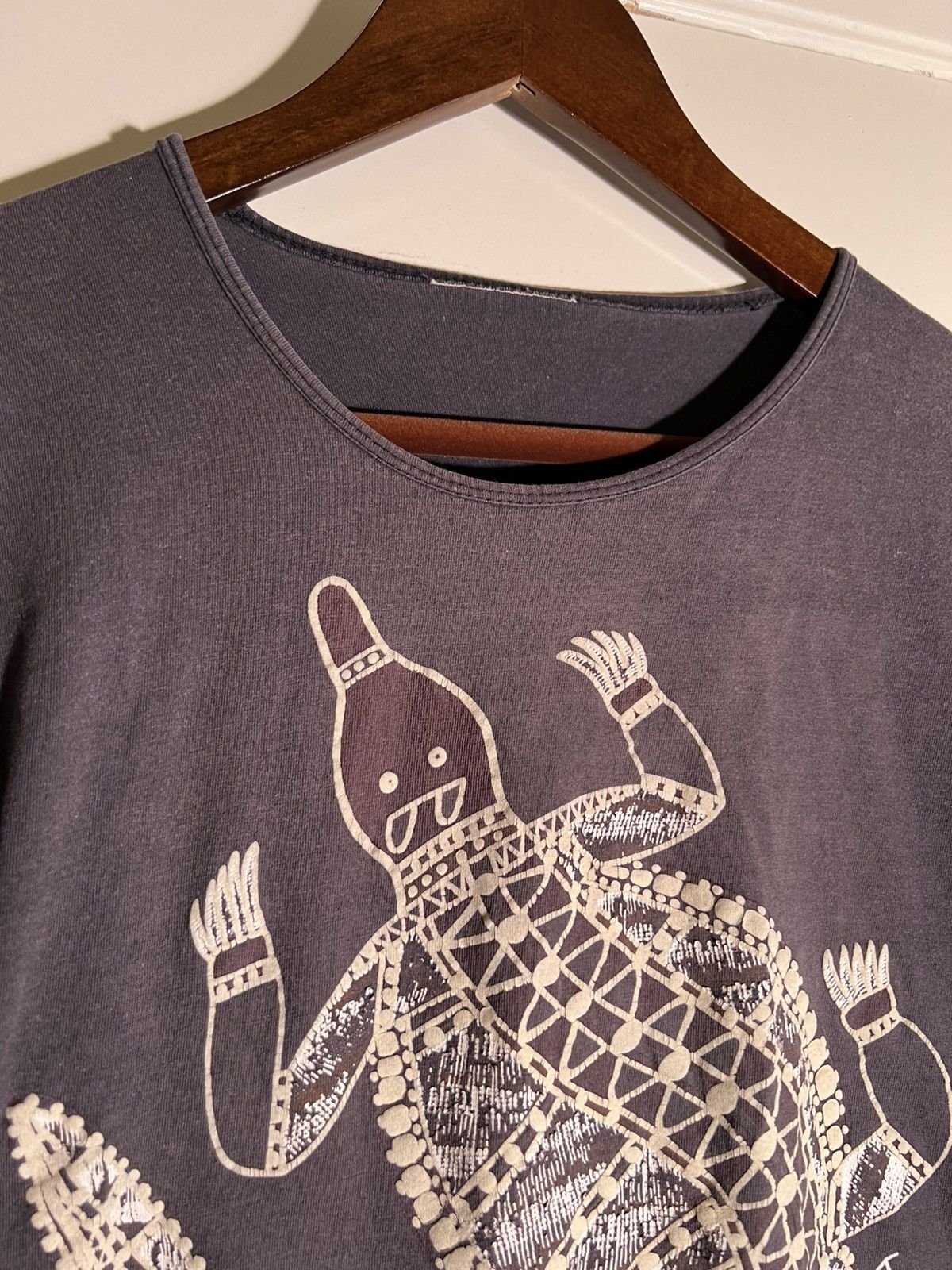 Vintage 90's 2000's Y2K Vintage Crocodile Australia Art Retro Shirt Size US M / EU 48-50 / 2 - 3 Thumbnail