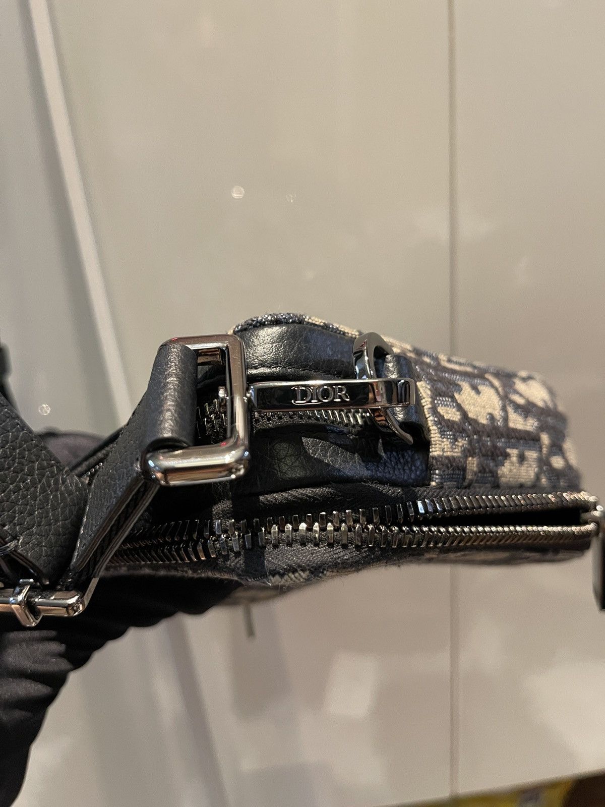 Dior Dior Essentials - Zipped Pouch with Strap Size ONE SIZE - 5 Thumbnail