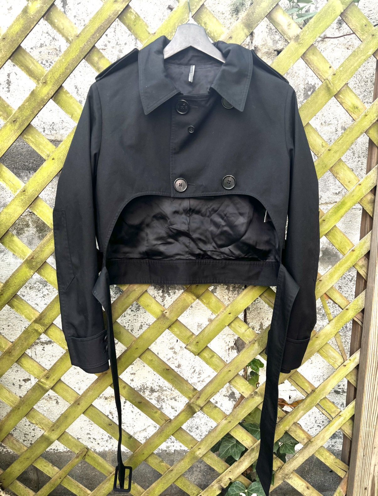 Dior × Hedi Slimane Dior Homme SS07 Runway Cropped Trench Coat Size US S / EU 44-46 / 1 - 1 Thumbnail