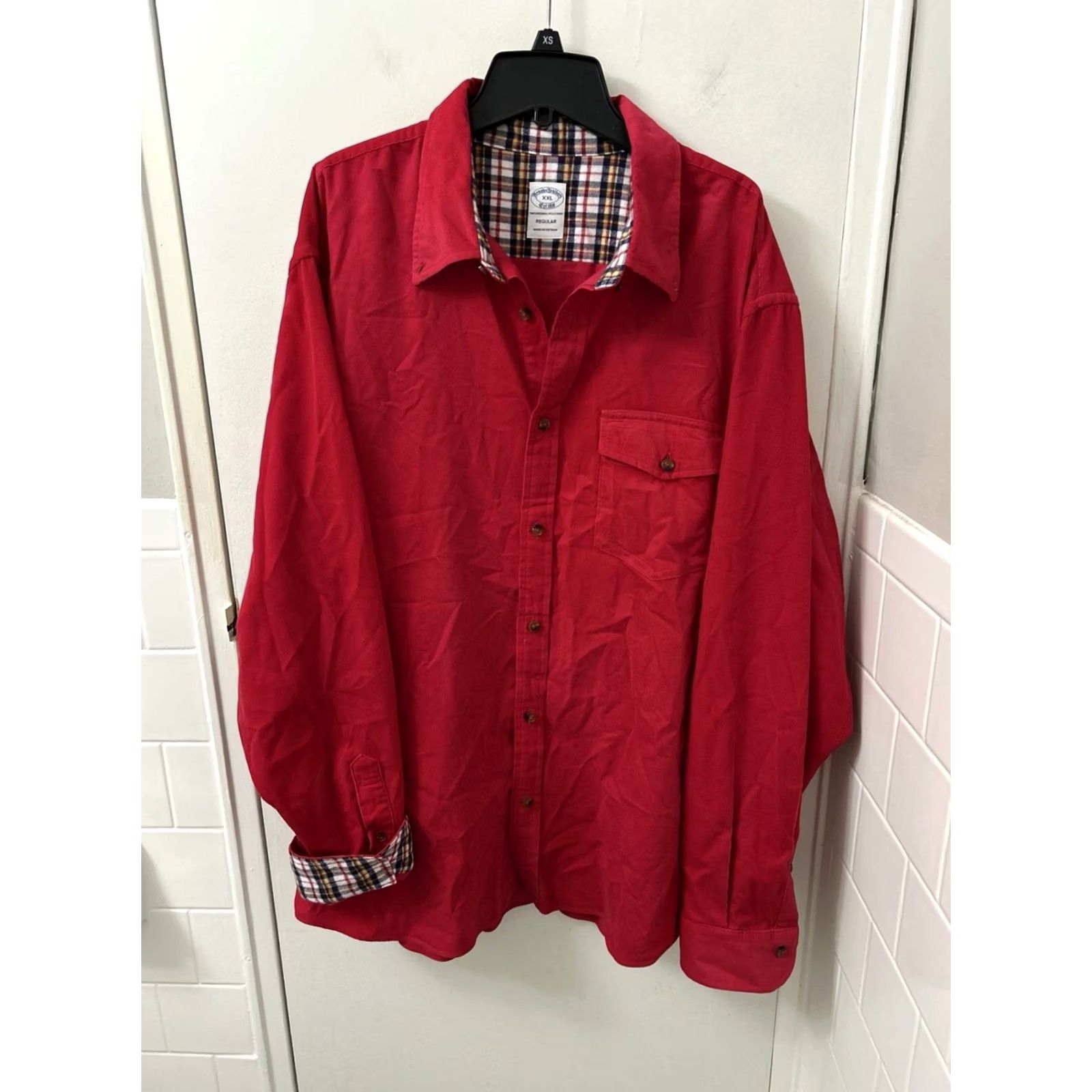 Brooks Brothers Brooks Brothers Corduroy Button-Up Shirt 2XL Red L/S Regular Mens Size US XXL / EU 58 / 5 - 2 Thumbnail