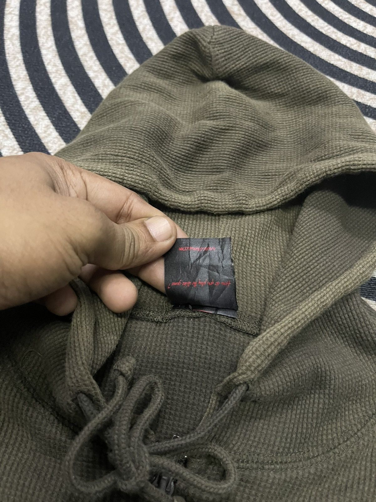 If Six Was Nine 2000s IFSIXWASNINE STYLE SKULL BONES BRAND CRIMIE SUN FADED Size US S / EU 44-46 / 1 - 11 Thumbnail