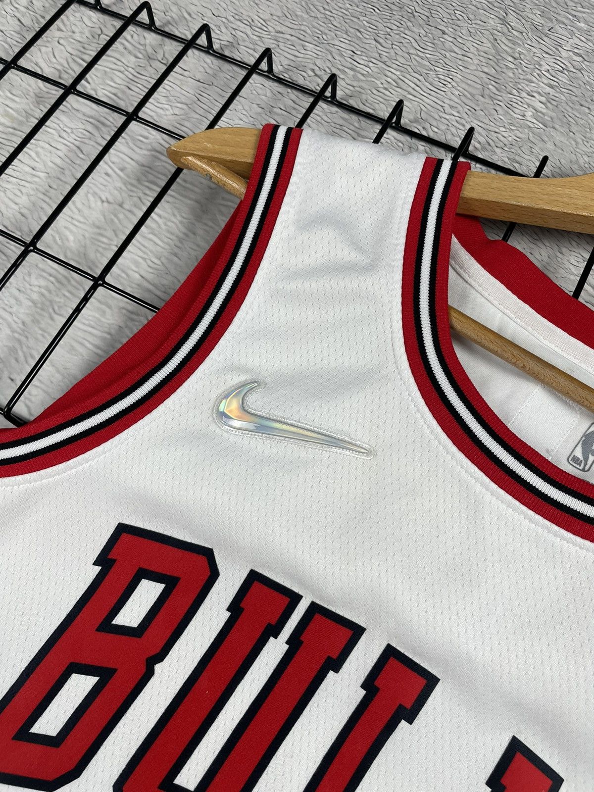 NBA × Nike × Vintage PIPPEN Vintage Chicago Bulls Nike Basketball Jersey L size Size US L / EU 52-54 / 3 - 7 Thumbnail