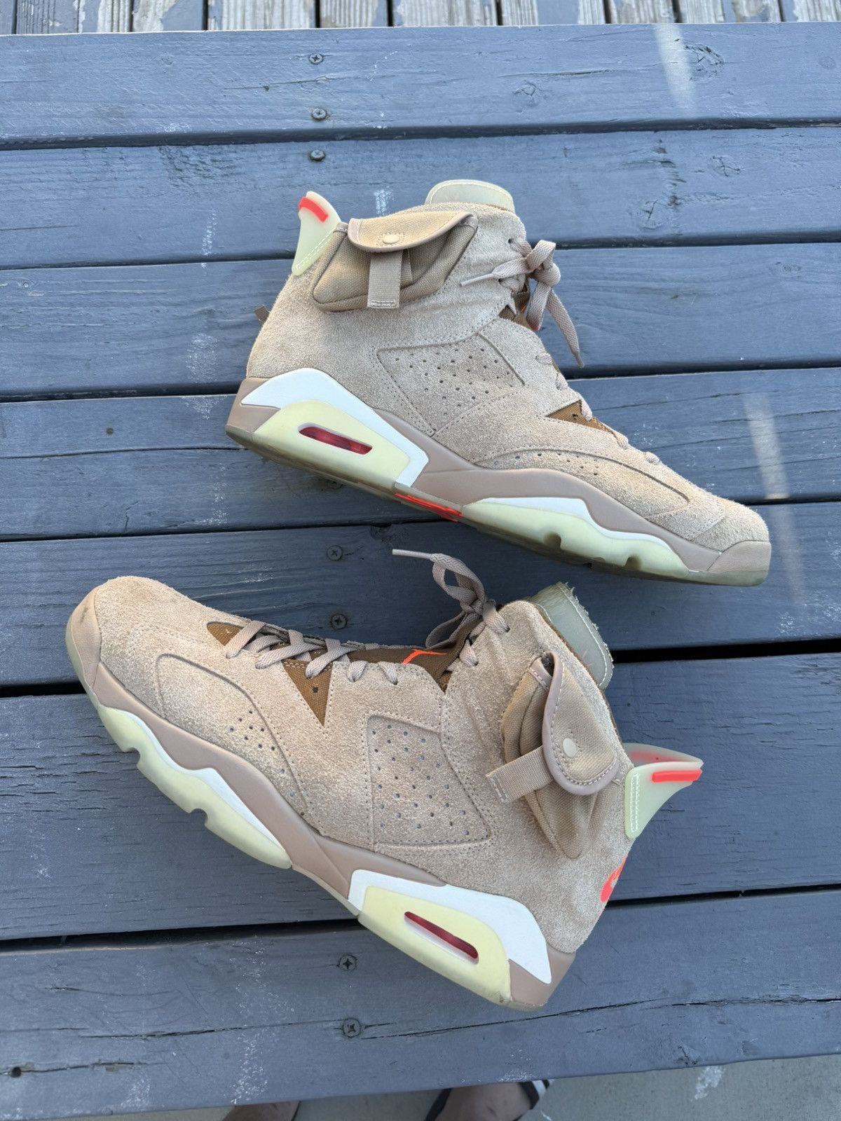 Jordan Brand × Travis Scott Jordan 6 Travis Scott British Khaki Size US 11.5 / EU 44-45 - 4 Thumbnail