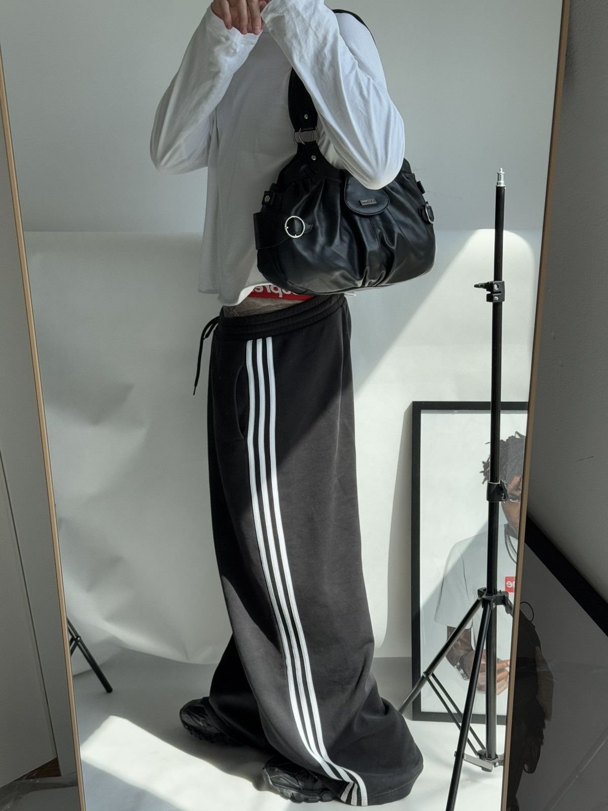 Japanese Brand Y2k Crossbody Leather Bag Avant Garde Diesel Style Size ONE SIZE - 3 Thumbnail