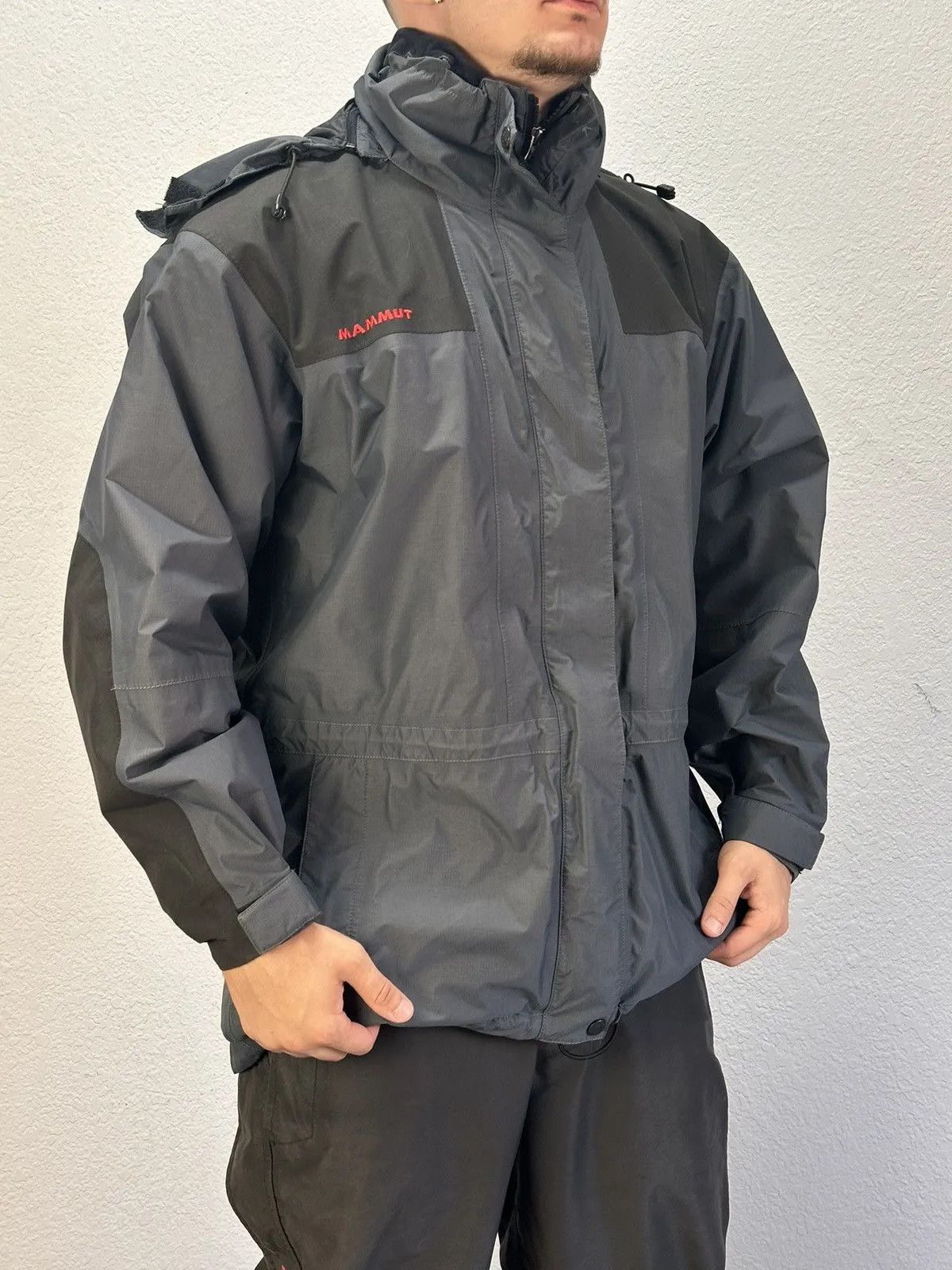 Mammut Vintage Gore-rex Mammut Jacket Grey Outdoor Life Arcteryx Size US L / EU 52-54 / 3 - 1 Thumbnail