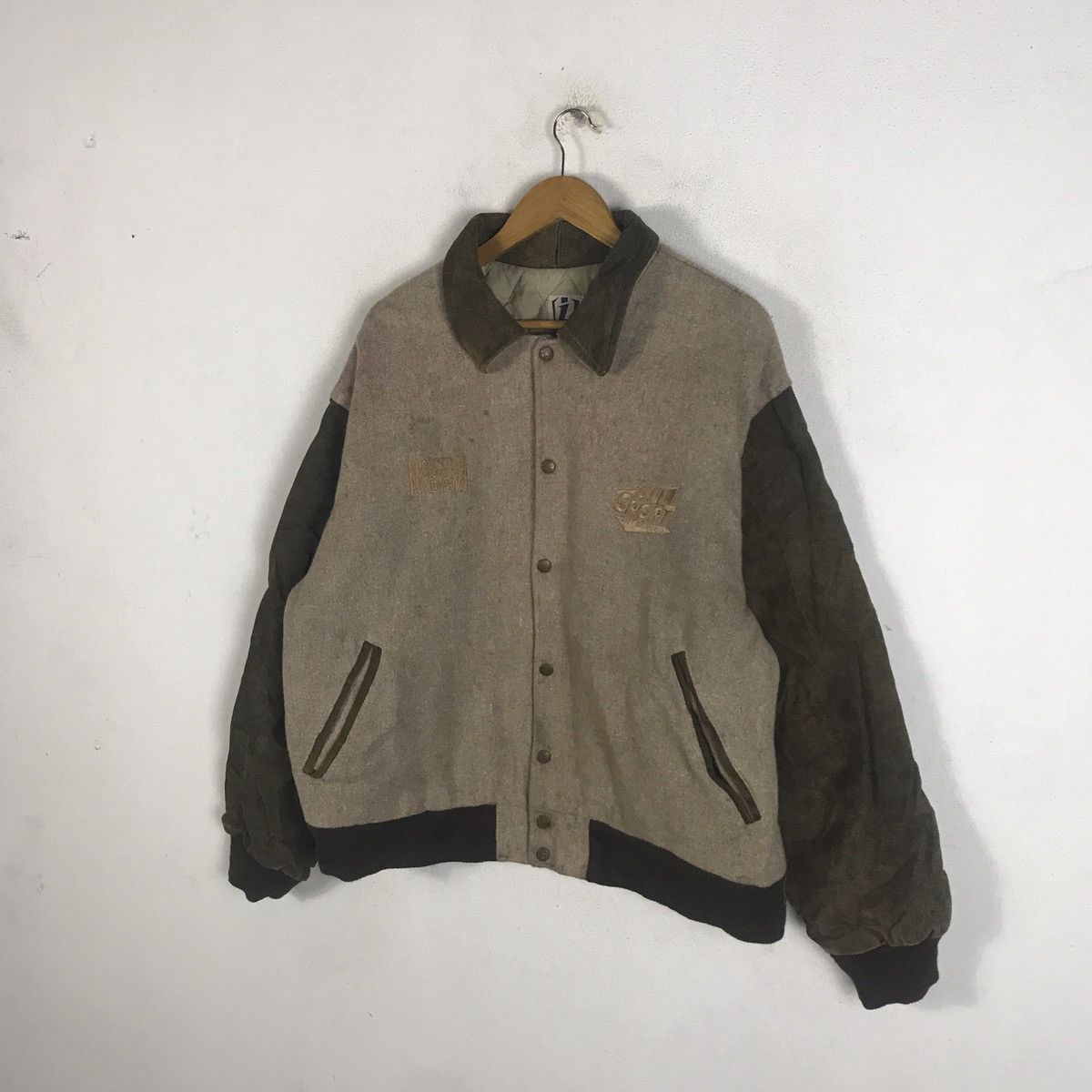 NCAA × Vintage 🔥Rare🔥Vintage ‘96 NCAA MEADOWLANDS FINAL FOUR Varsity Jacket Size US L / EU 52-54 / 3 - 4 Thumbnail