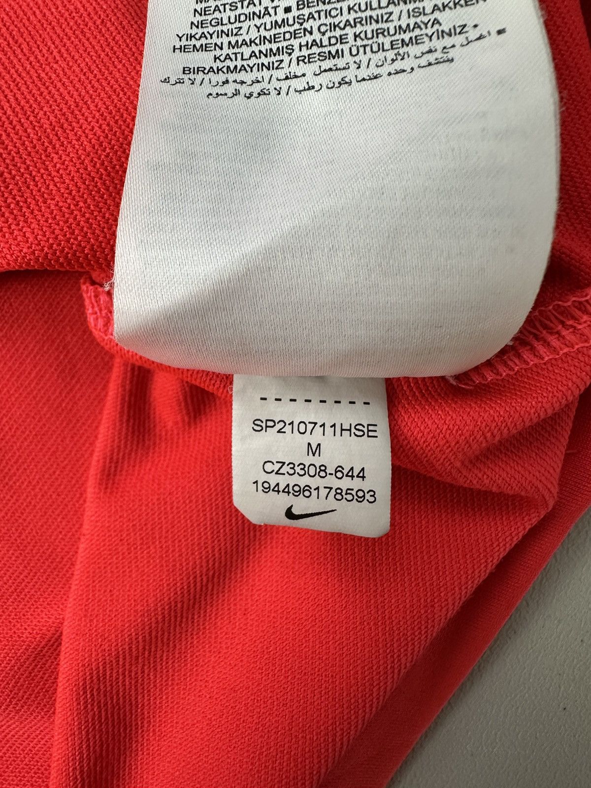 Nike Nike Liverpool Training Jersey Soccer Size US M / EU 48-50 / 2 - 9 Thumbnail