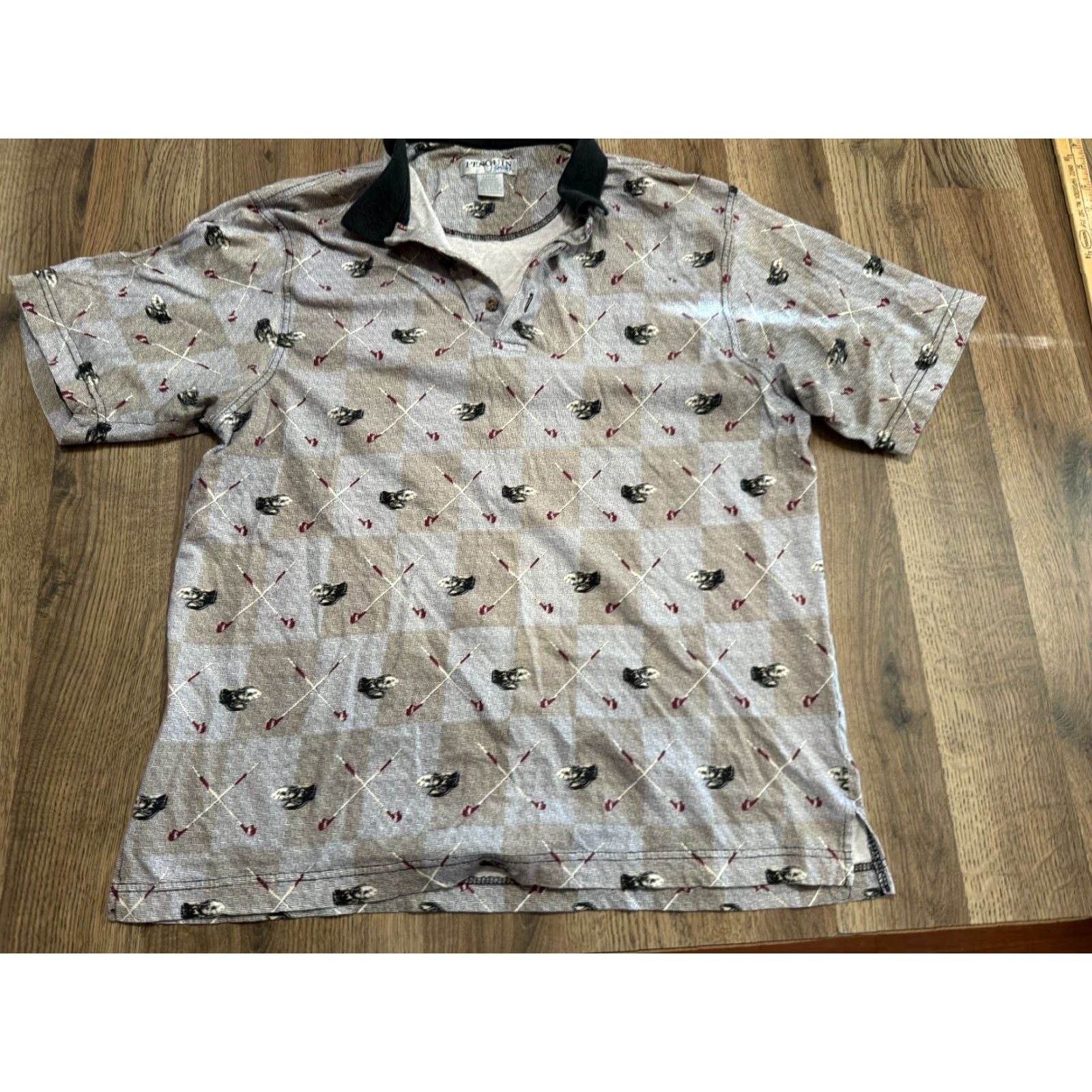 Vintage Penguin Sport Shirt Polo Shirt Men's Large Grey White Red Short Sleeve Printed Polo Shirt Casual Mens Regular Cotton Logo Vintage: No Size US L / EU 52-54 / 3 - 2 Thumbnail