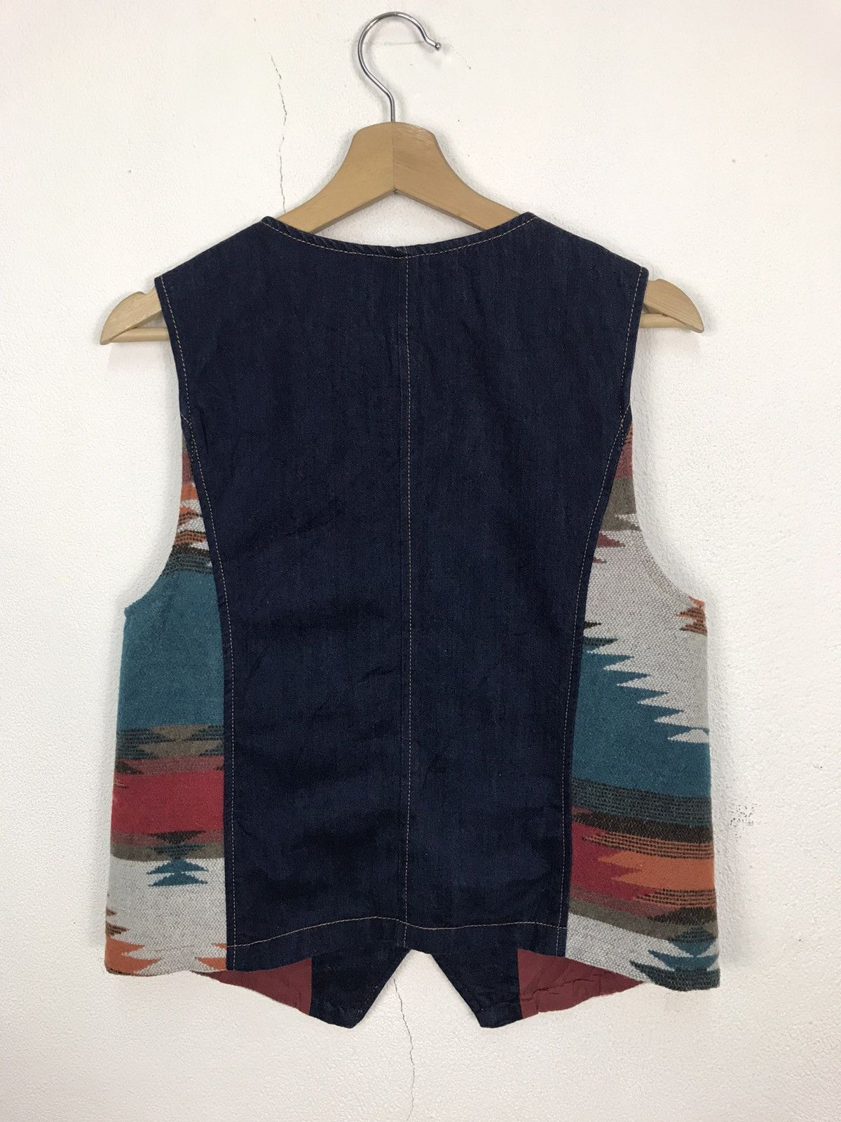 Japanese Brand × Nautica Vintage TITICACA Jacquard Mexican Rug Denim Concho Native Size S / US 4 / IT 40 - 9 Thumbnail