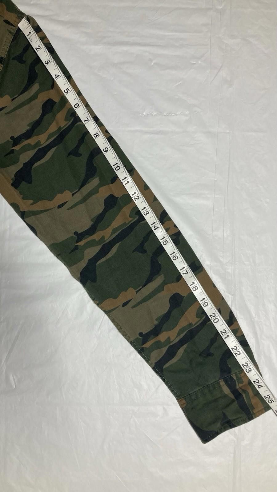 Modern Amusement Men’s Large Vintage Army Camo Button Up Shirt Long Sleeve Size US L / EU 52-54 / 3 - 3 Thumbnail