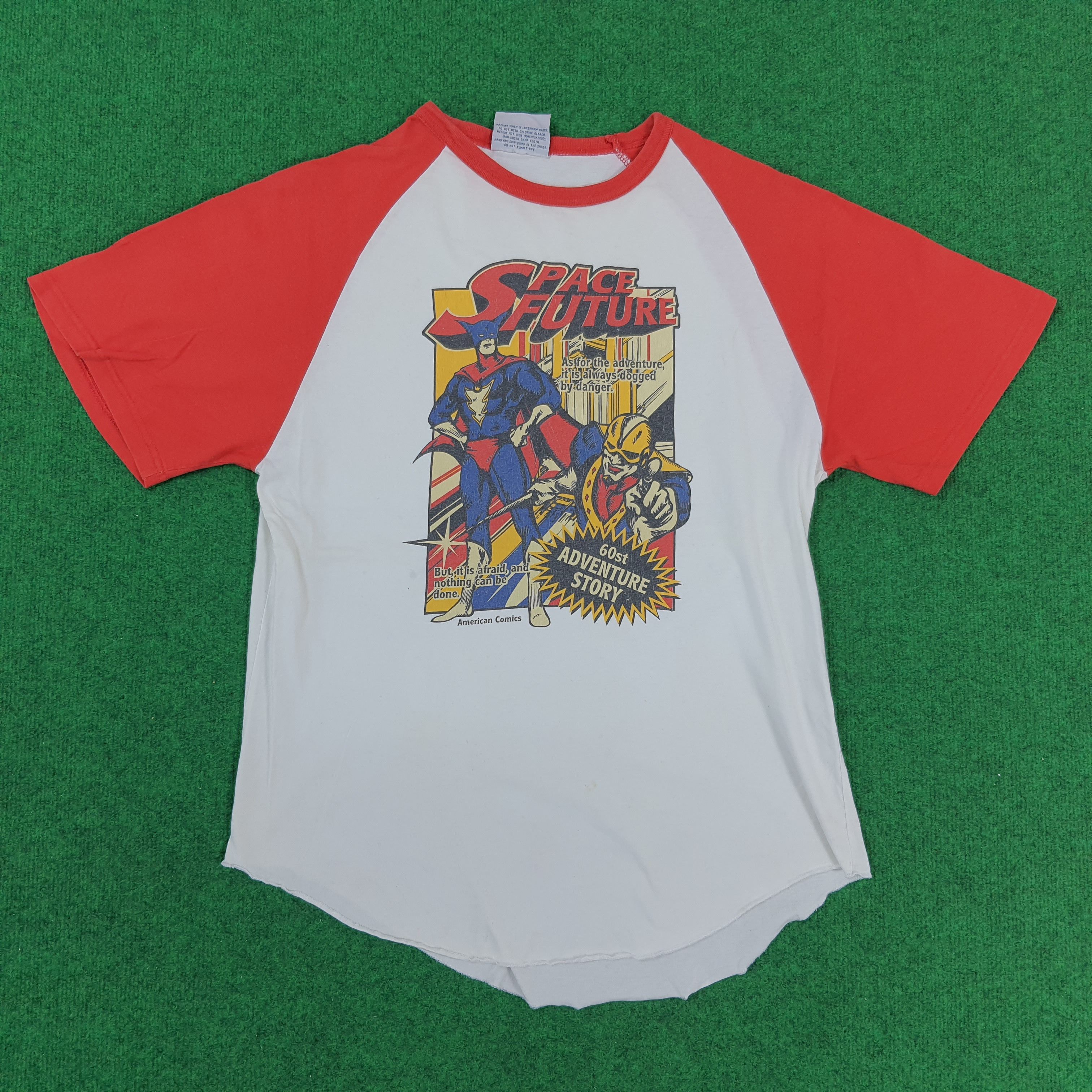 Vintage Vintage Space Future American 90s Superhero Comics Tshirt Size US M / EU 48-50 / 2 - 1 Thumbnail