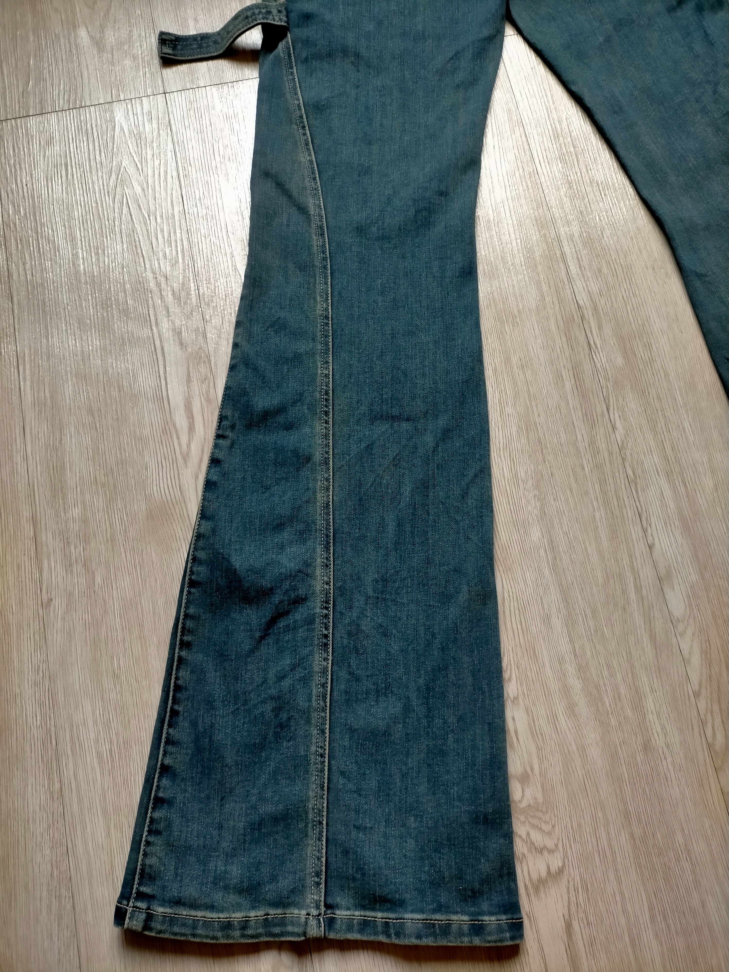 Bdg BDG Urban Outfitters Flare Jeans Low rise Boot cut denim Size US 30 / EU 46 - 11 Thumbnail