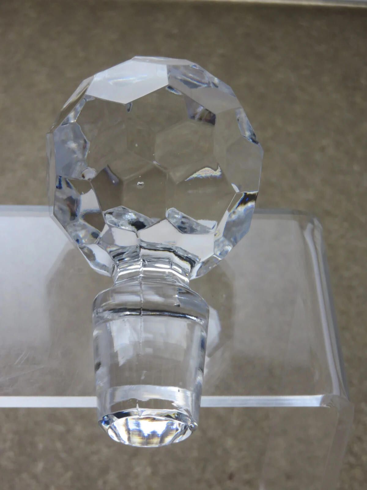 Other Royal Albert Crystal "Victoria" Cut Round Decanter 11" Size ONE SIZE - 3 Thumbnail