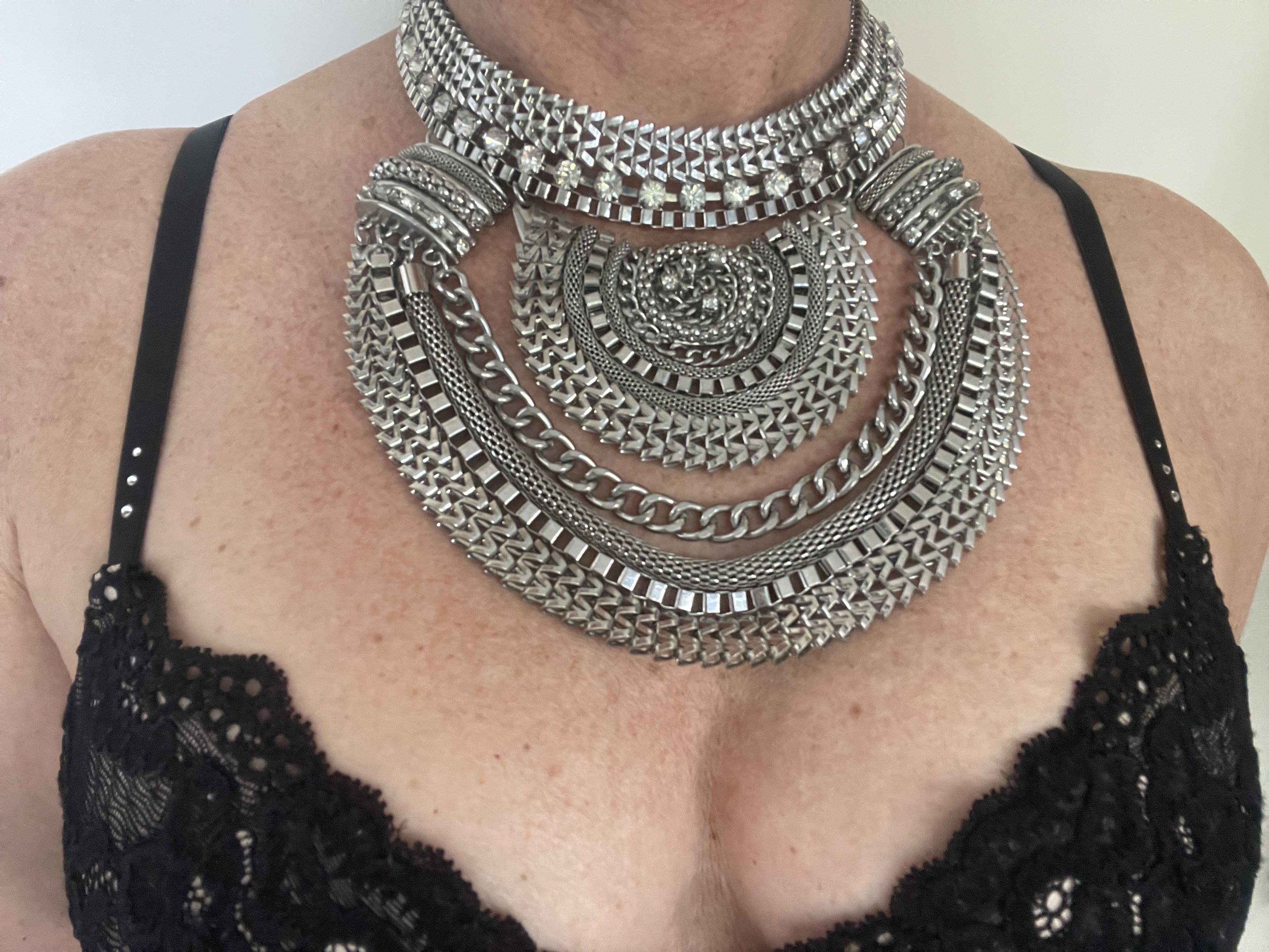 Other Happiness Boutique Discontinued Statement Necklace Size ONE SIZE - 8 Thumbnail