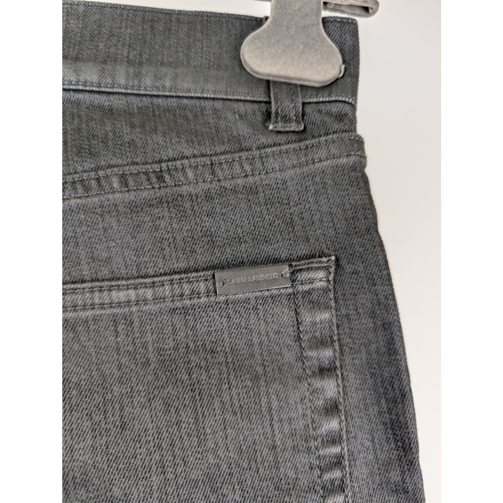 Saint Laurent Paris o1rshd1 Skinny Medium Waist Denim Jean in Black/Light Glazed Size US 29 - 12 Thumbnail
