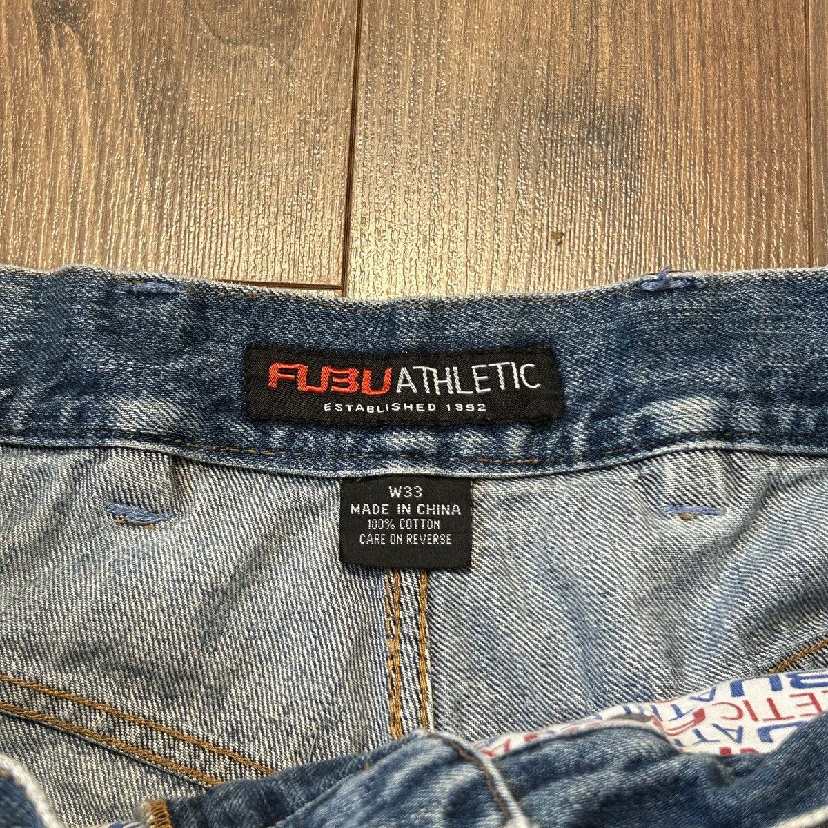 Fubu × Vintage Y2K FUBU Denim shorts 35 Size US 33 - 2 Thumbnail