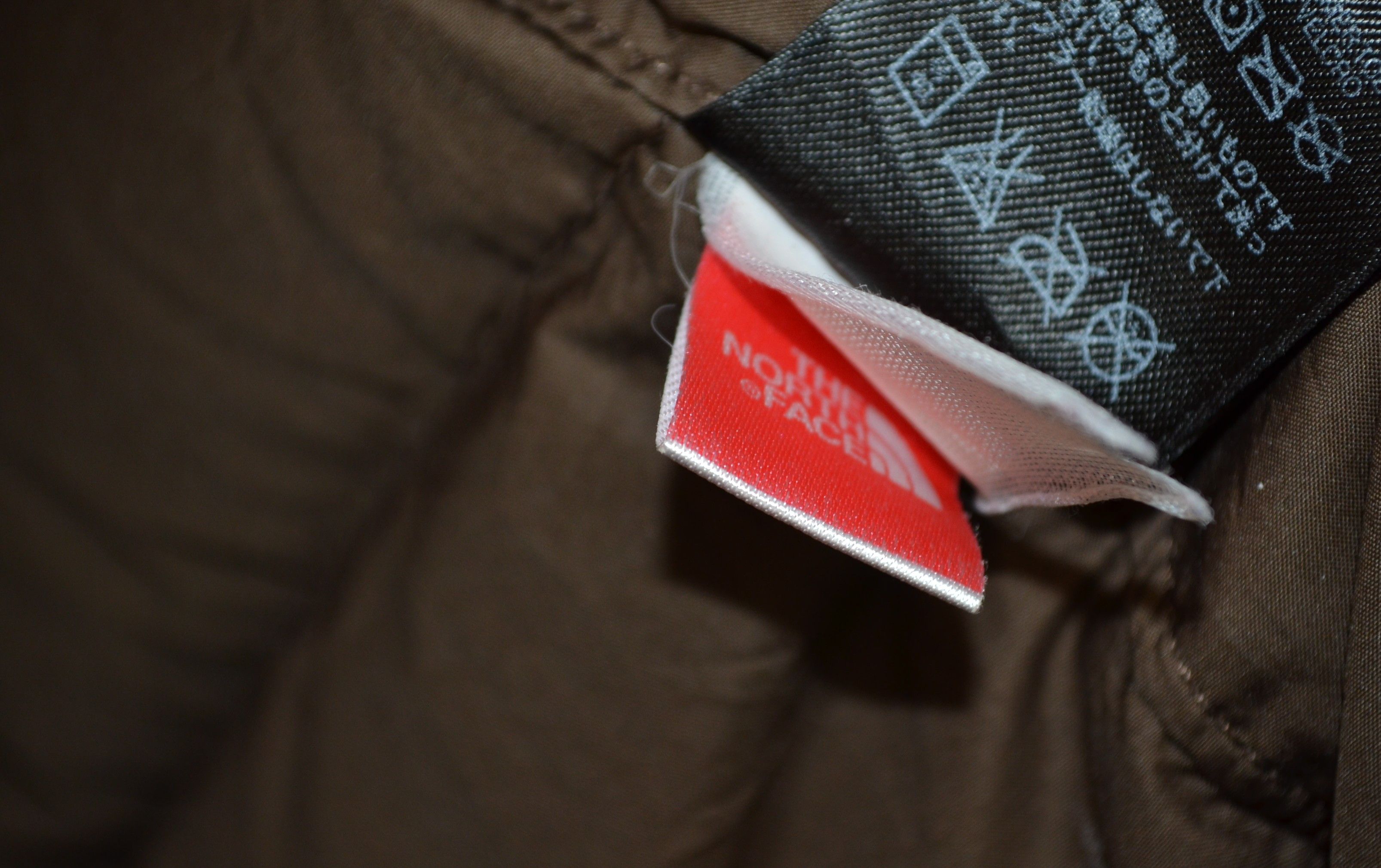 The North Face The North Face 700 Vintage Brown Retro Nuptse Down Jacket L Size L / US 10 / IT 46 - 12 Thumbnail