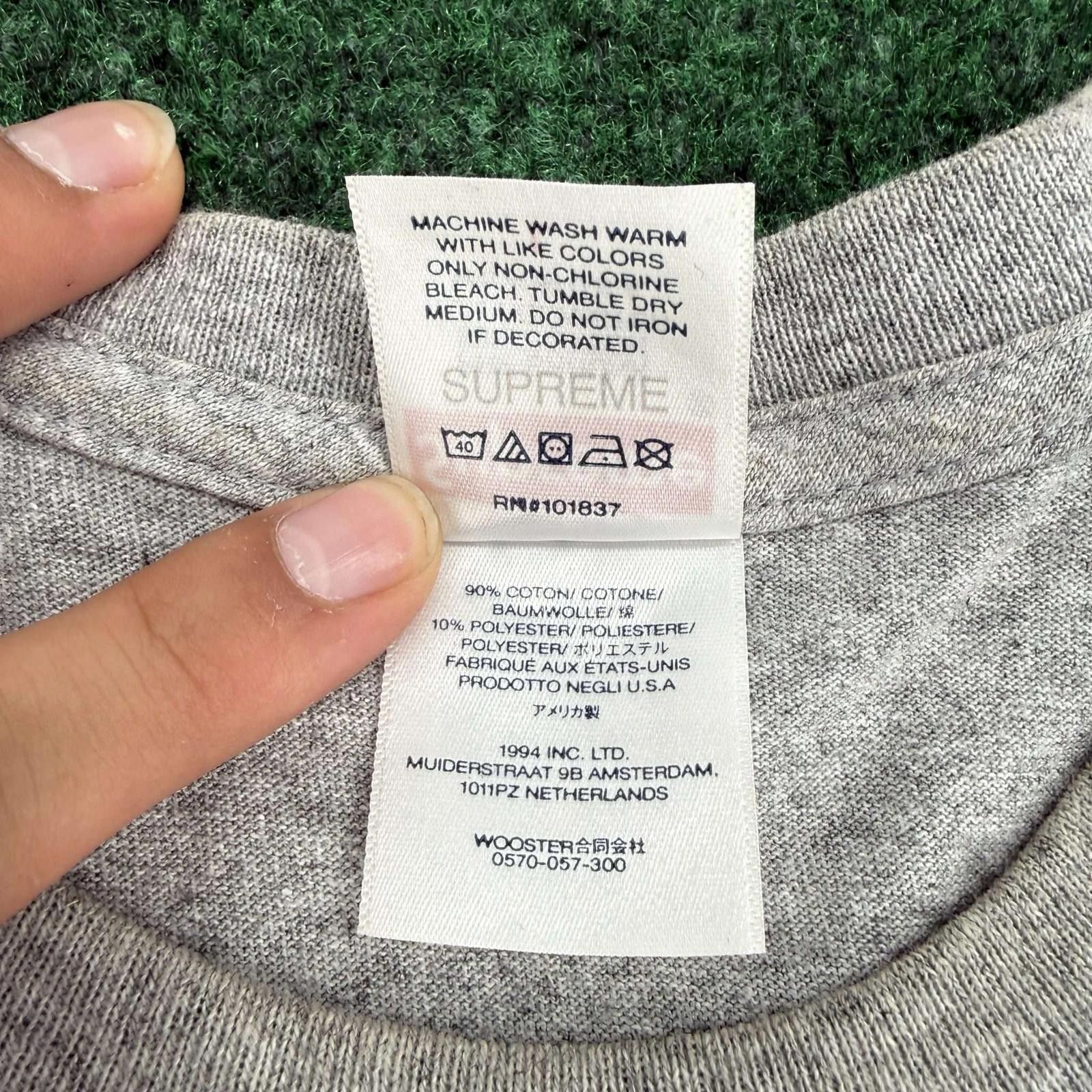 Supreme Supreme Strawberries Tee L Used Size US L / EU 52-54 / 3 - 3 Thumbnail